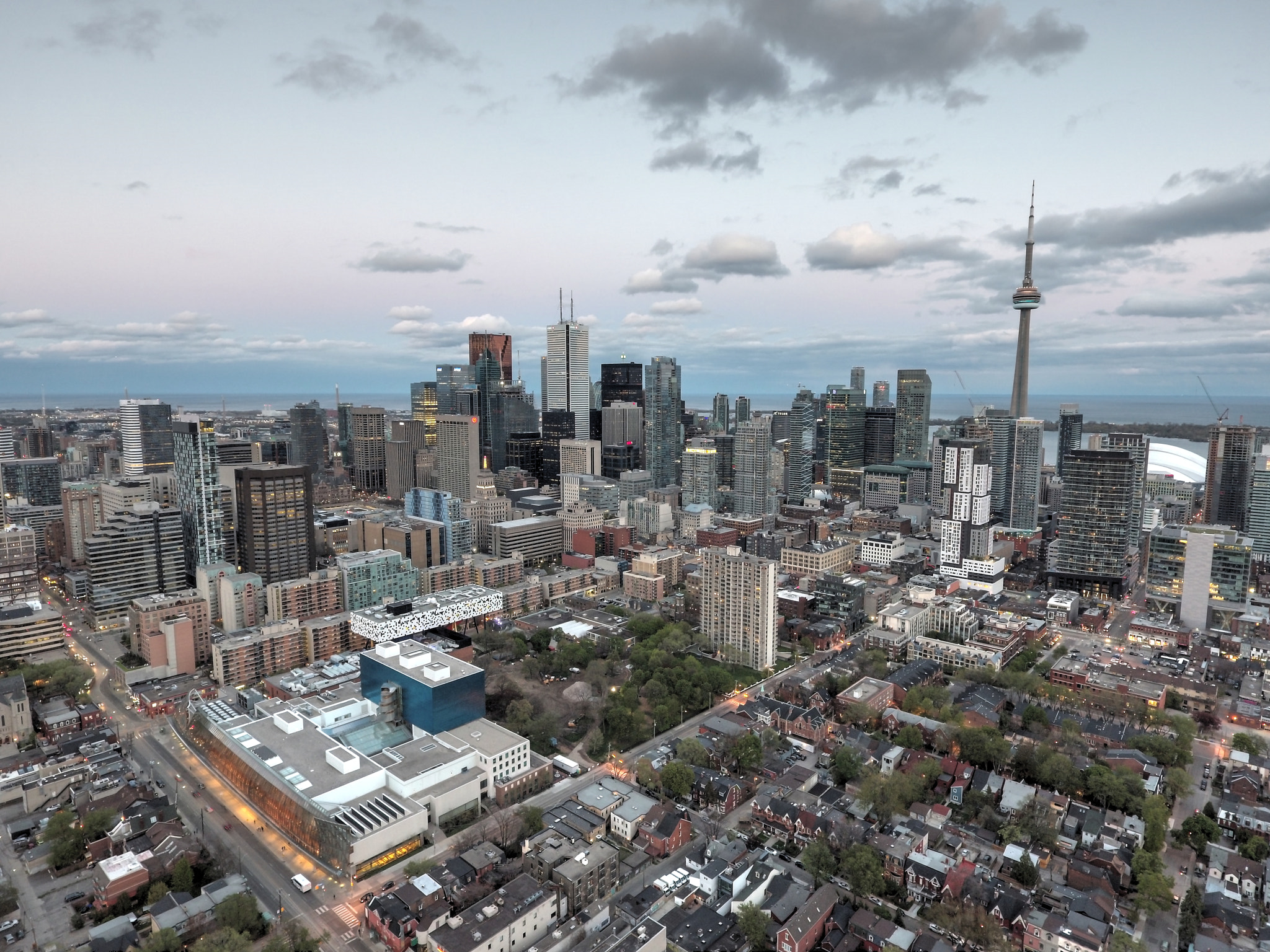 CN Tower & Toronto Skyline