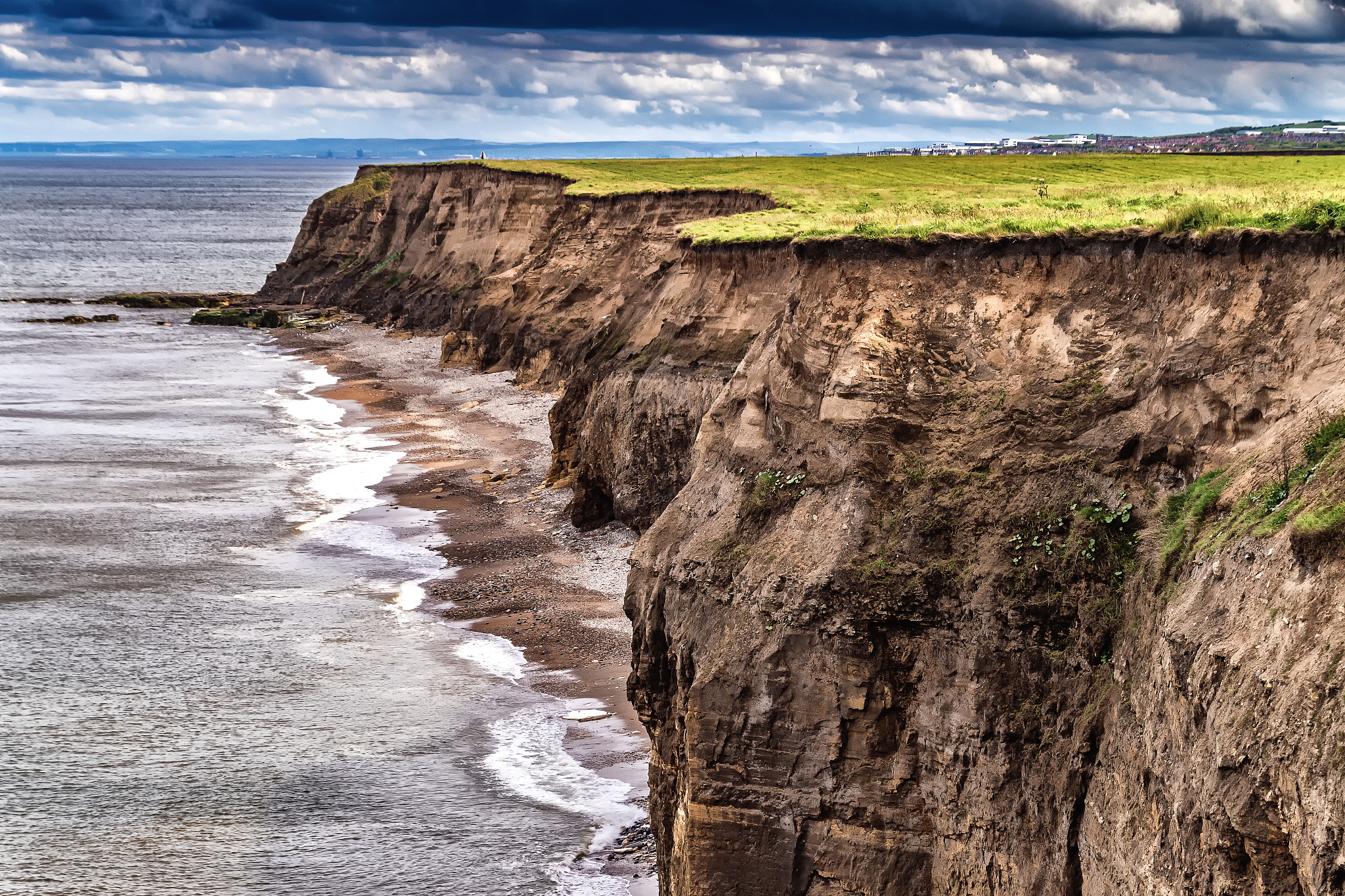 Pentax K-S1 sample photo. Hendon cliffs photography
