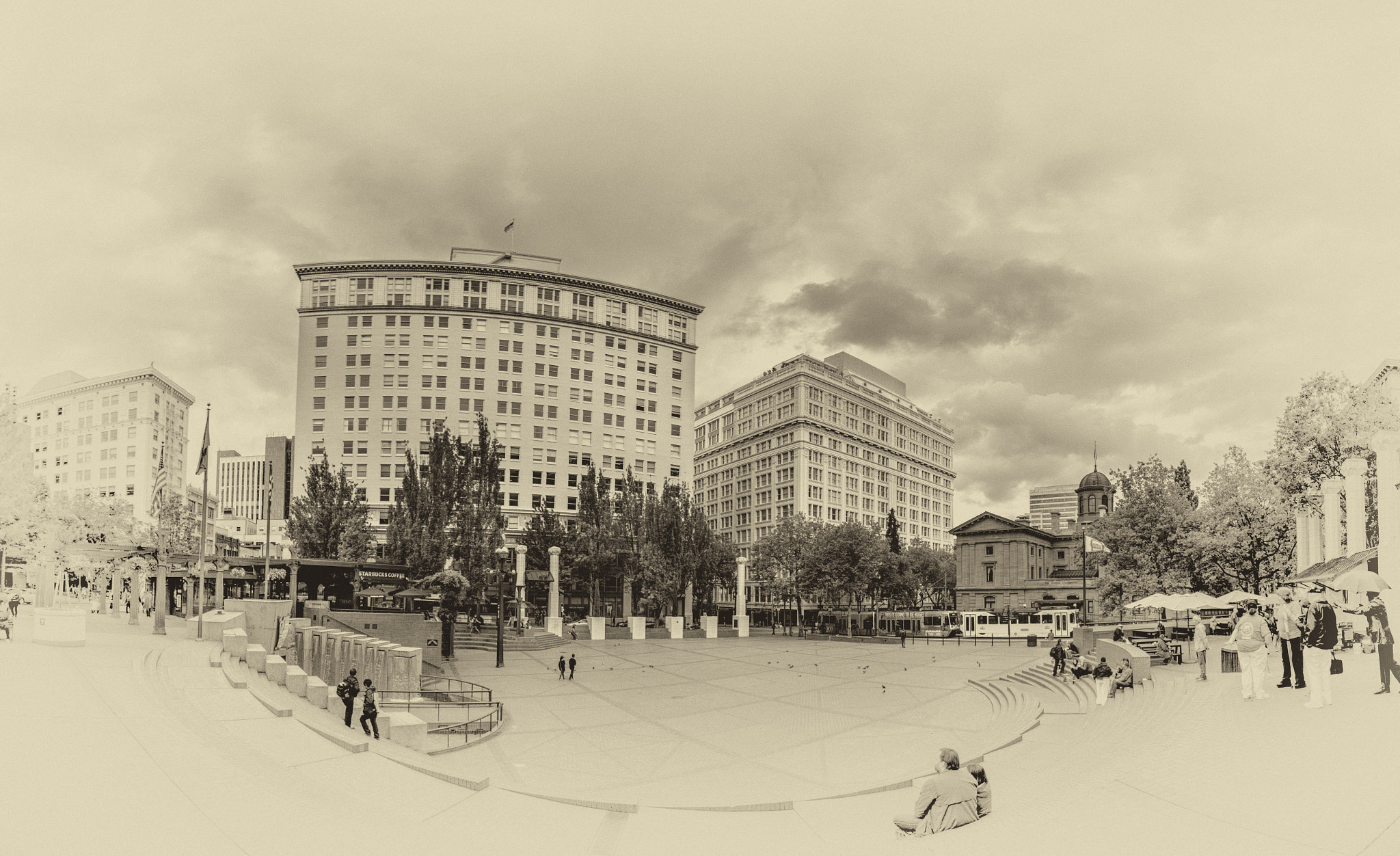 Sony SLT-A55 (SLT-A55V) sample photo. Pioneer courthouse square photography