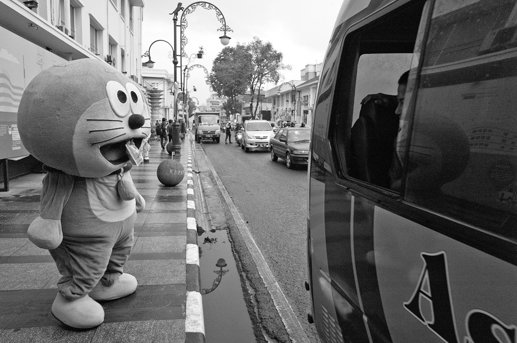 Leica M9 + Leica Elmarit-M 24mm F2.8 ASPH sample photo. Bandung street scape, may 2016 photography