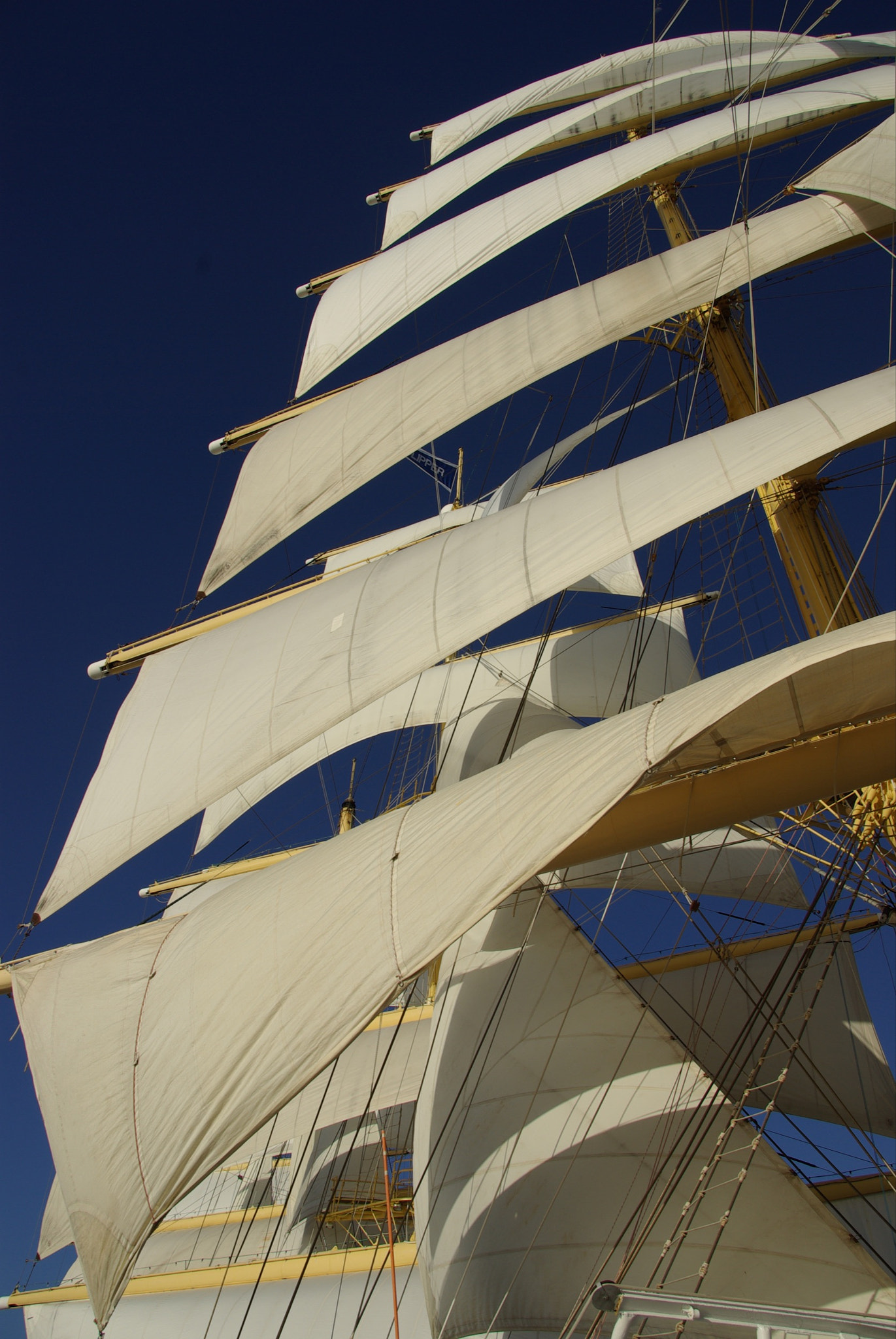 Pentax K10D sample photo. Cloud of sails re-presented photography