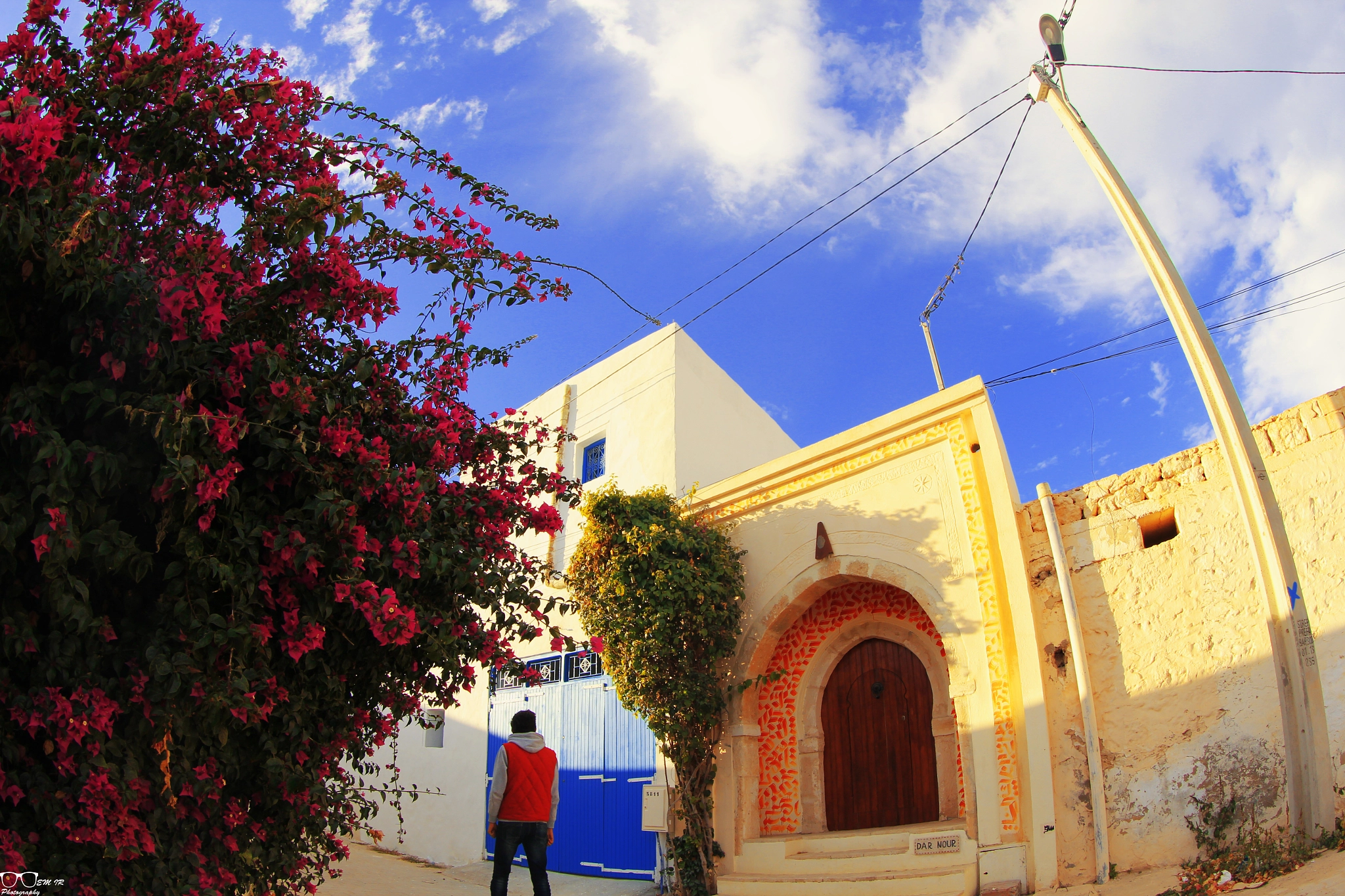Canon EF 8-15mm F4L Fisheye USM sample photo. My way into djerbahood... photography