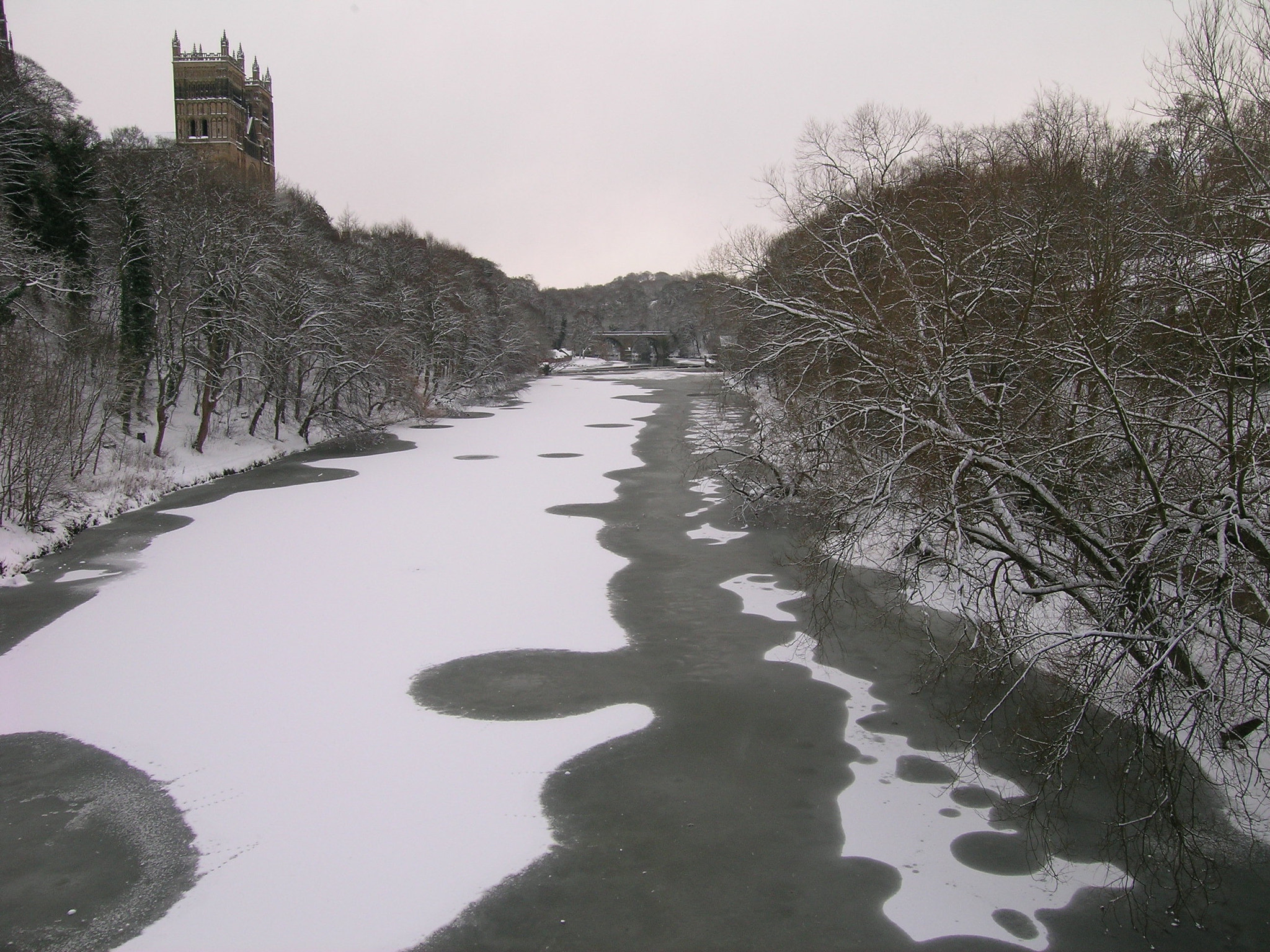 Nikon E5400 sample photo. River wear near durham castle photography