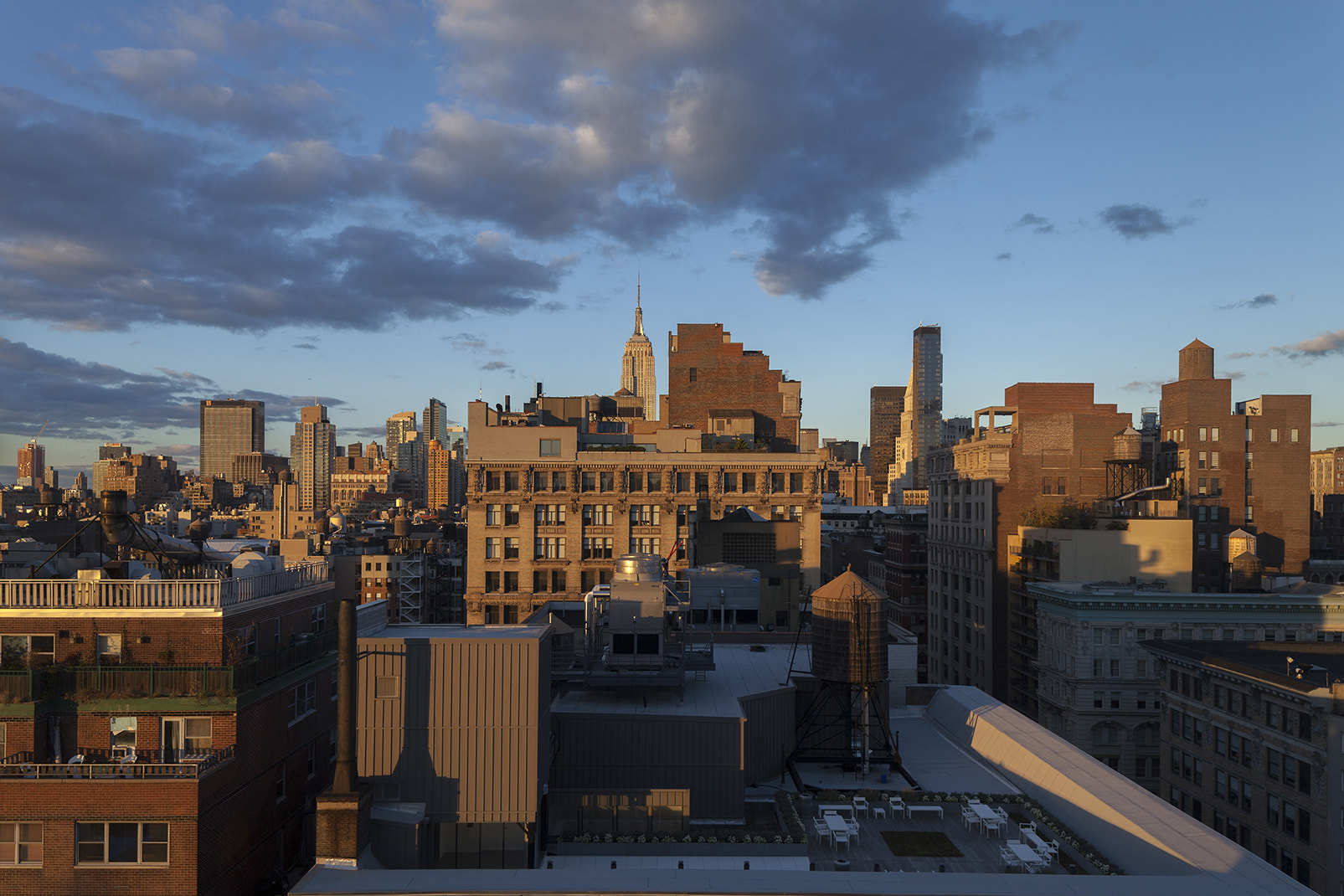 Canon TS-E 24.0mm f/3.5 L II sample photo. © walter gomez urrego. nyc. photography