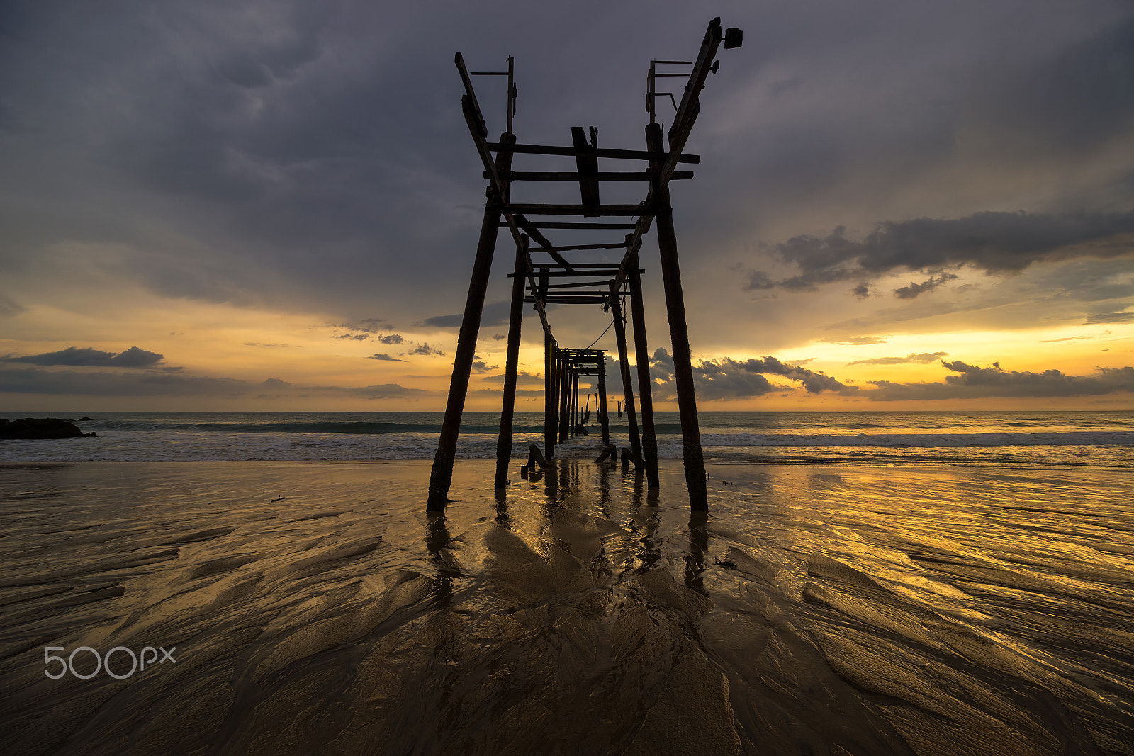 Canon EF-S 10-18mm F4.5–5.6 IS STM sample photo. Bridge photography