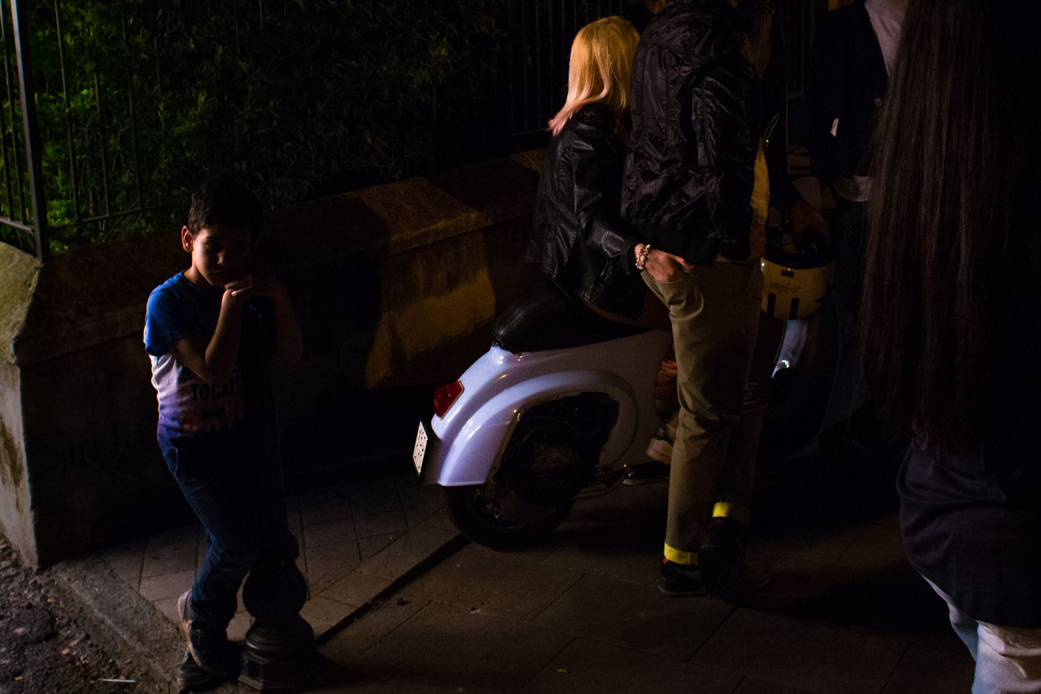 Canon EF 28mm F1.8 USM sample photo. People watch the fireworks, 2016 photography