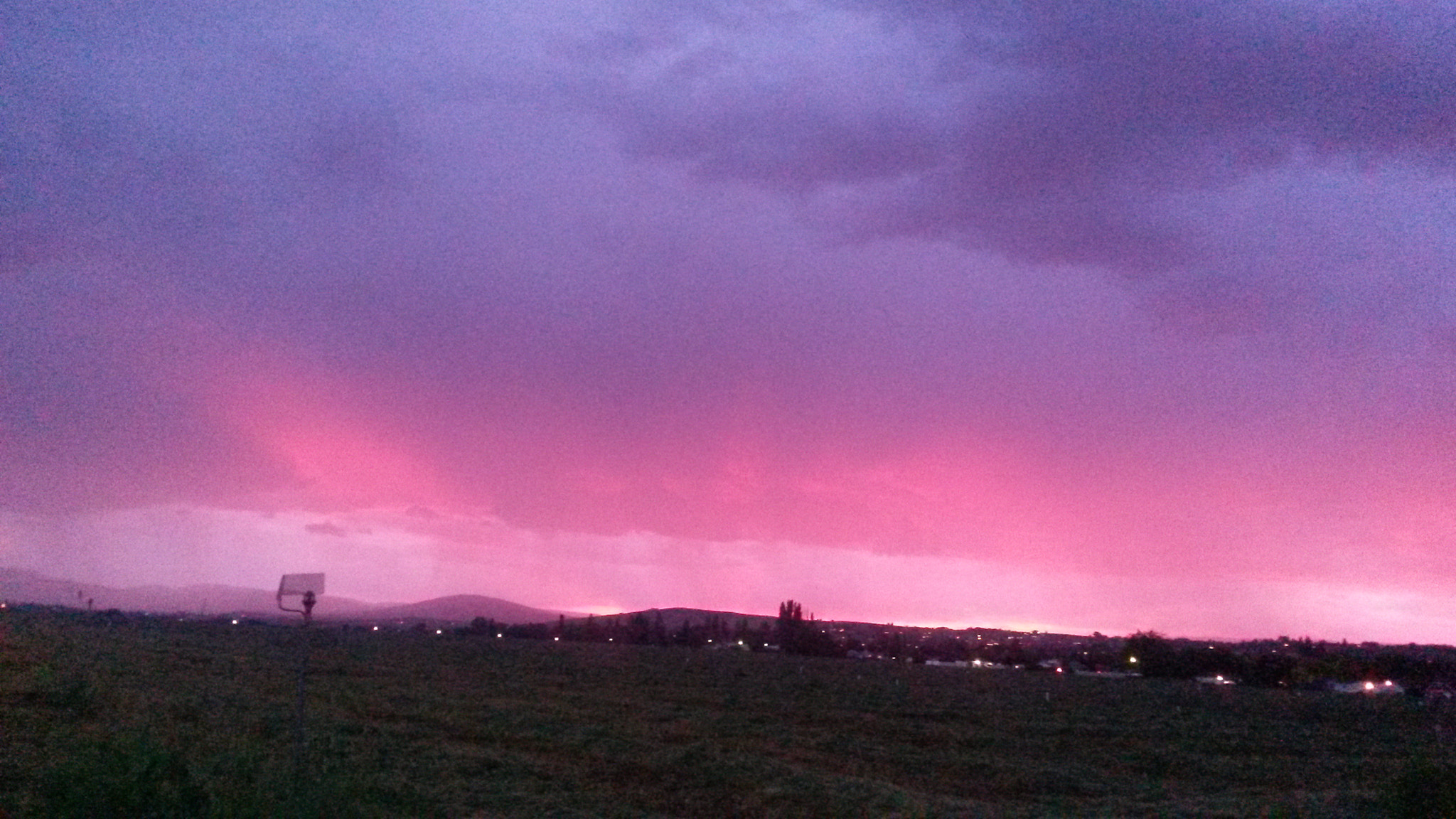 Samsung Galaxy S4 Active sample photo. Color of rain photography