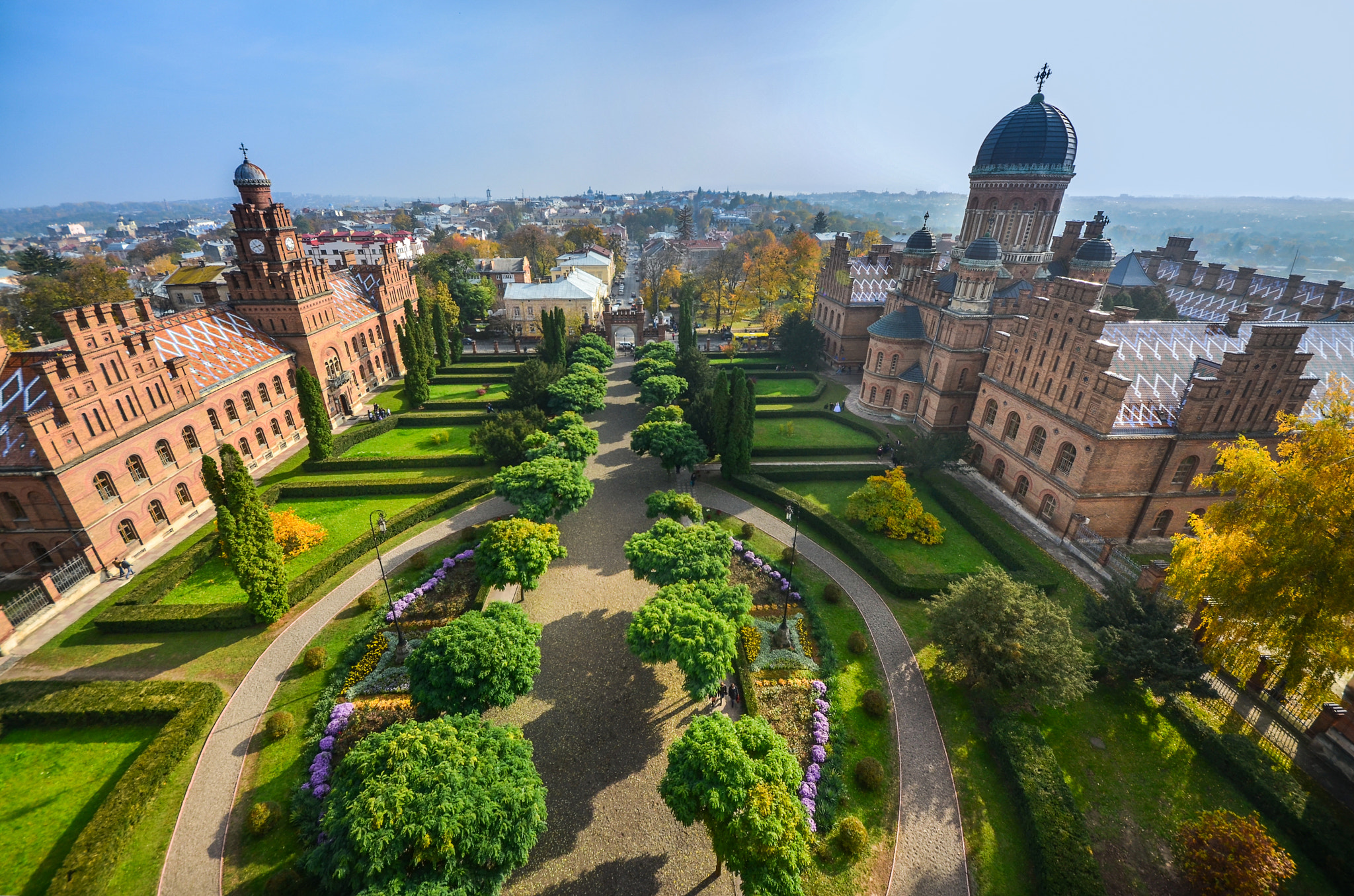 Sigma 8-16mm F4.5-5.6 DC HSM sample photo. Cherniveckiy university ukraine photography
