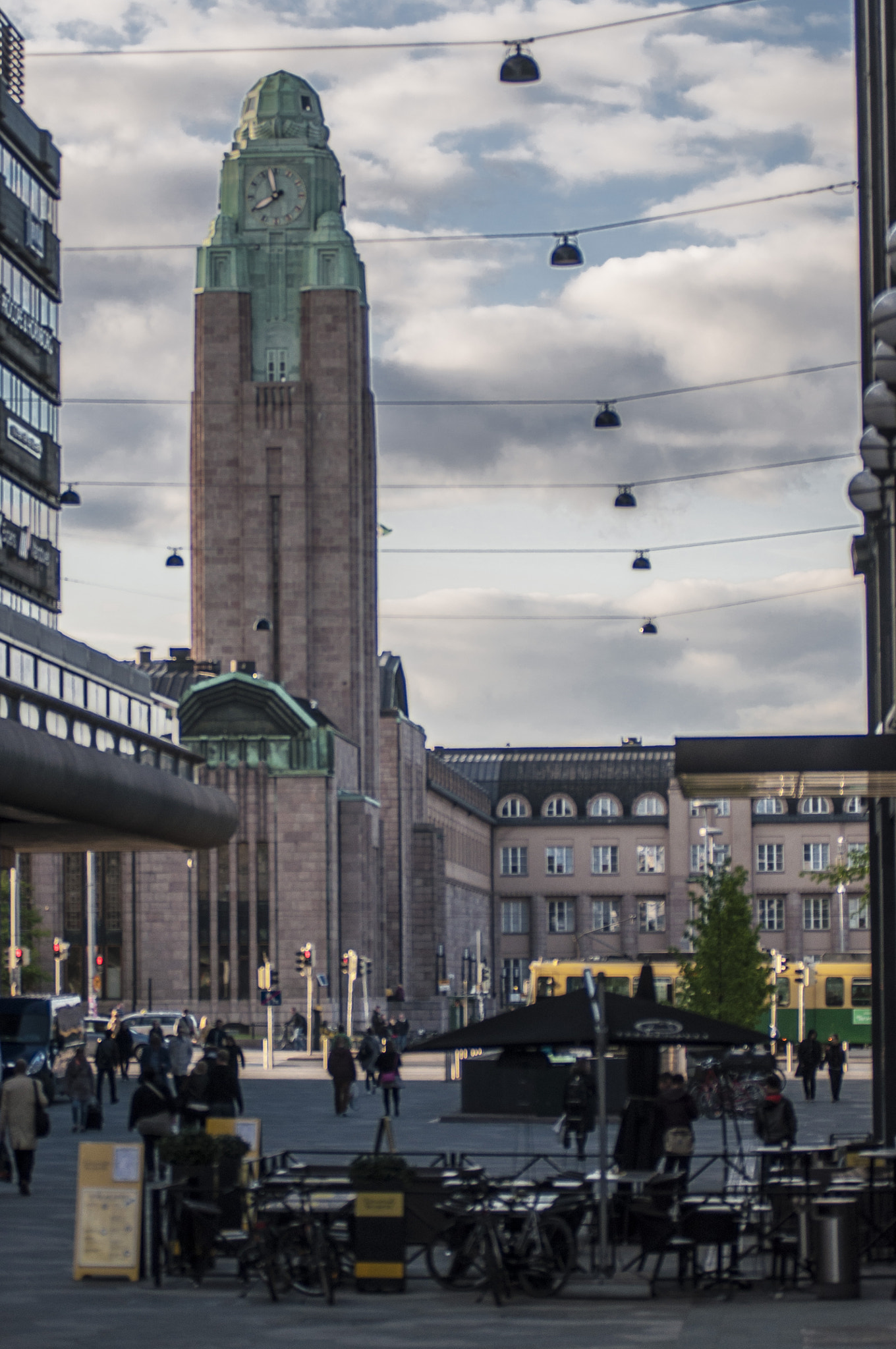 AF Zoom-Nikkor 80-200mm f/2.8 ED sample photo. Helsinki photography