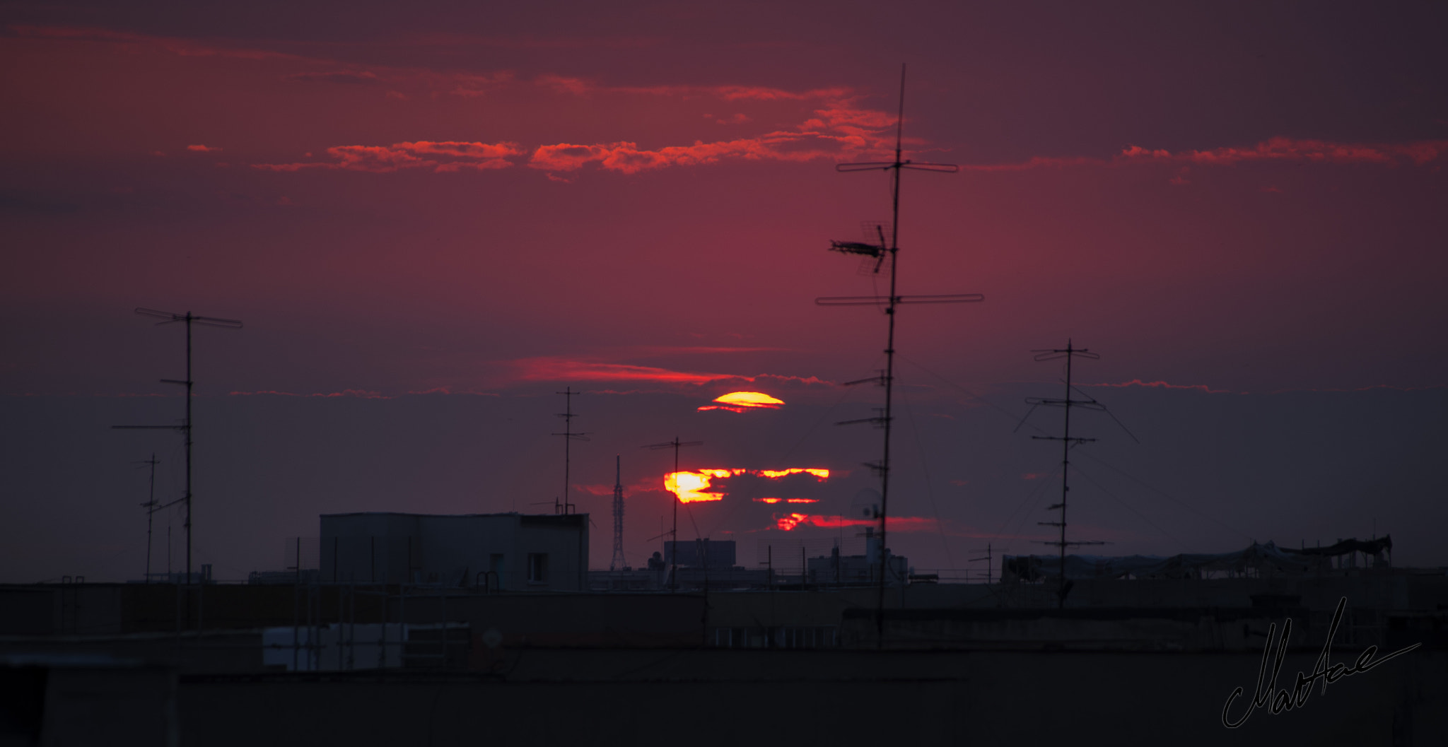 Sigma 18-300mm F3.5-6.3 DC Macro HSM sample photo. Sunset over city photography