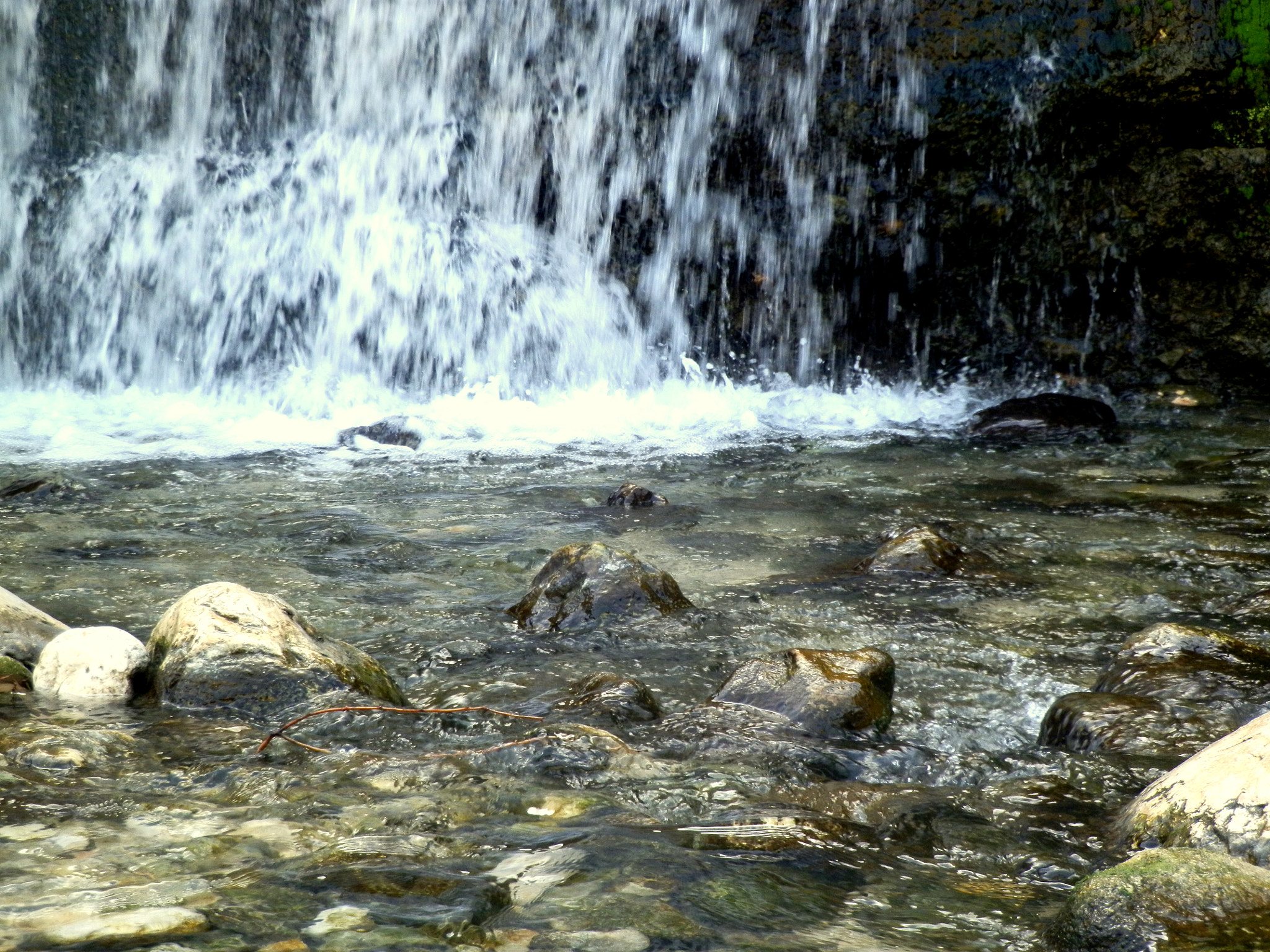 Olympus SP-610UZ sample photo. Waterfall photography