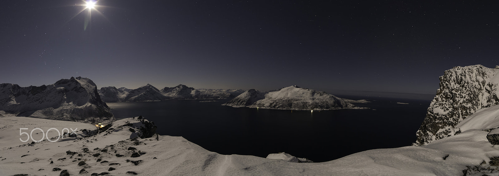 Pentax smc DA 12-24mm F4.0 ED AL (IF) sample photo. Panorama in the night photography