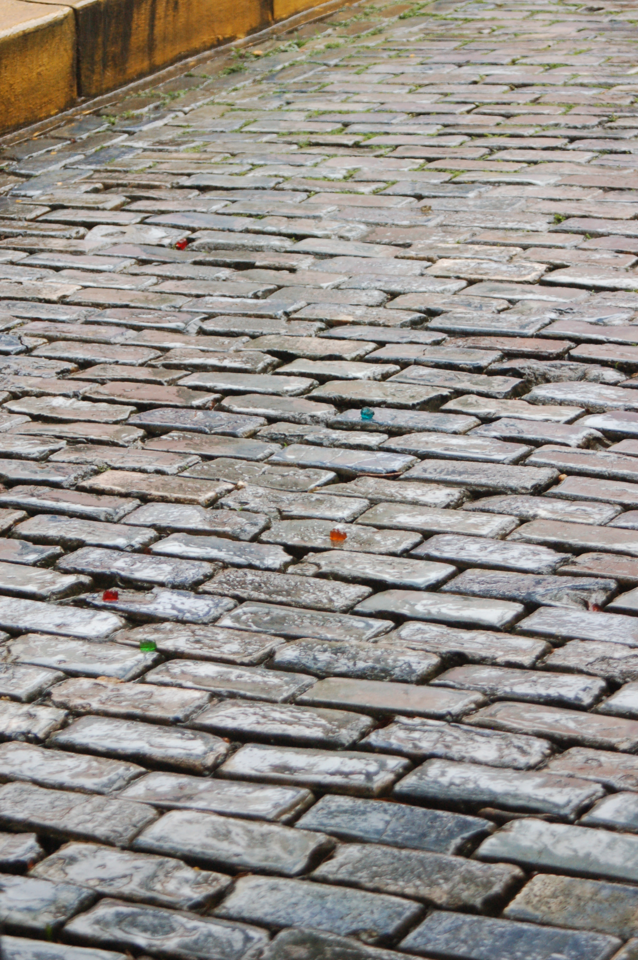 Nikon D50 + Sigma 28-90mm F3.5-5.6 Macro sample photo. Cobble and gummy bears photography