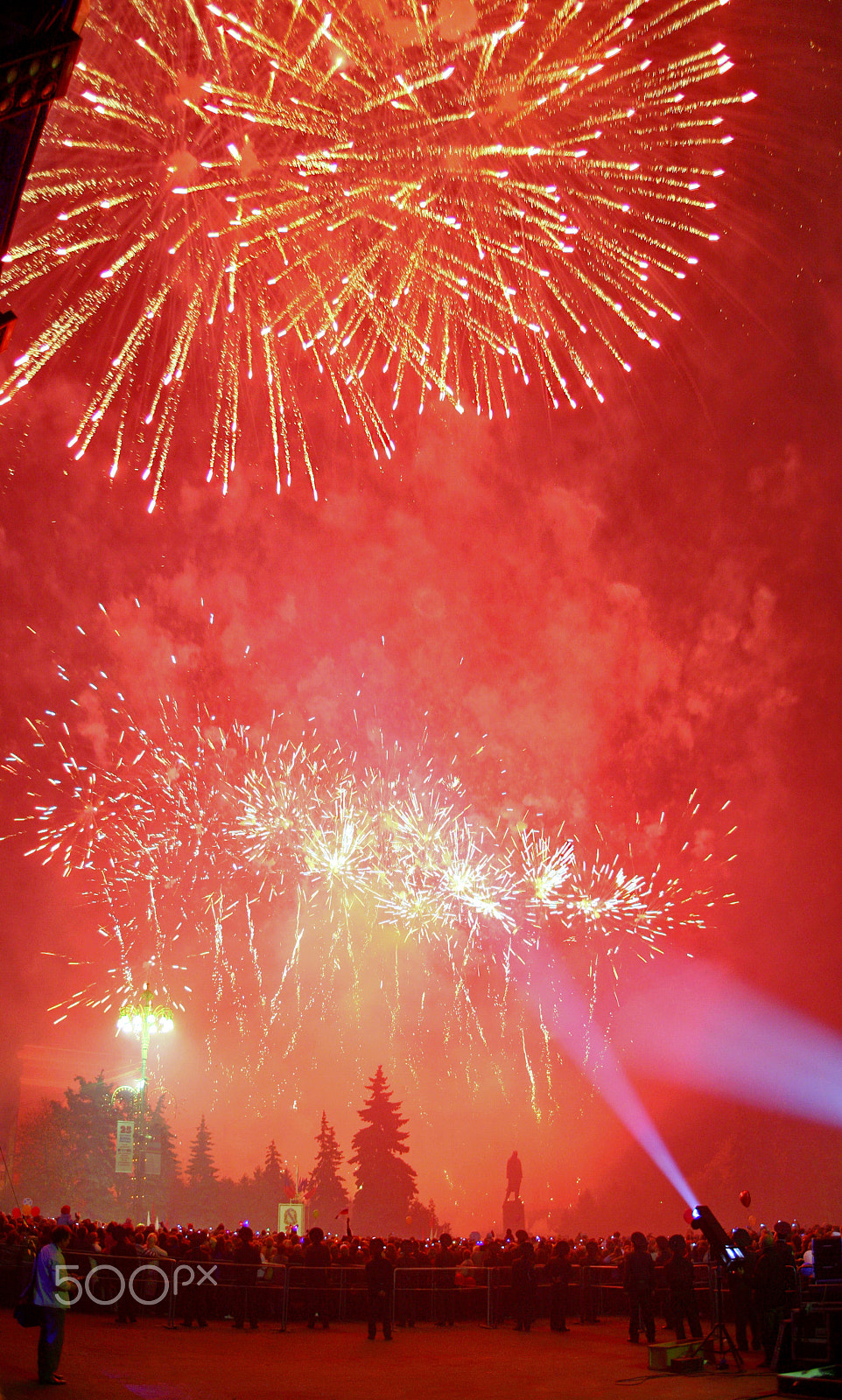Canon EF 16-35mm F2.8L USM sample photo. салют photography