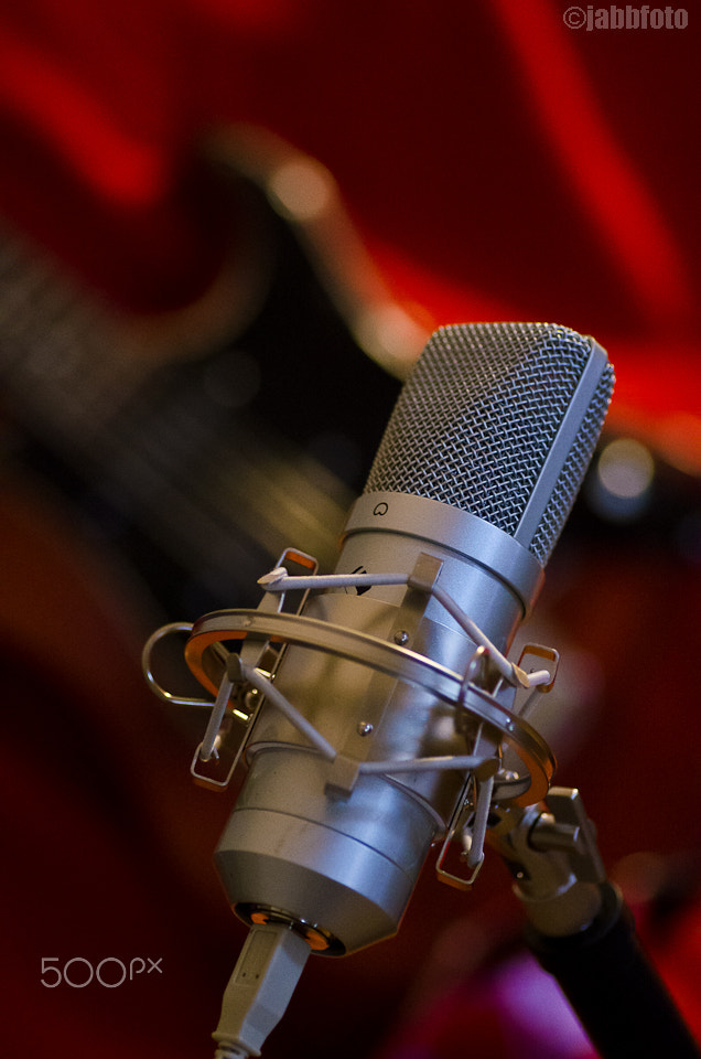 Tamron SP AF 90mm F2.8 Di Macro sample photo. Música photography