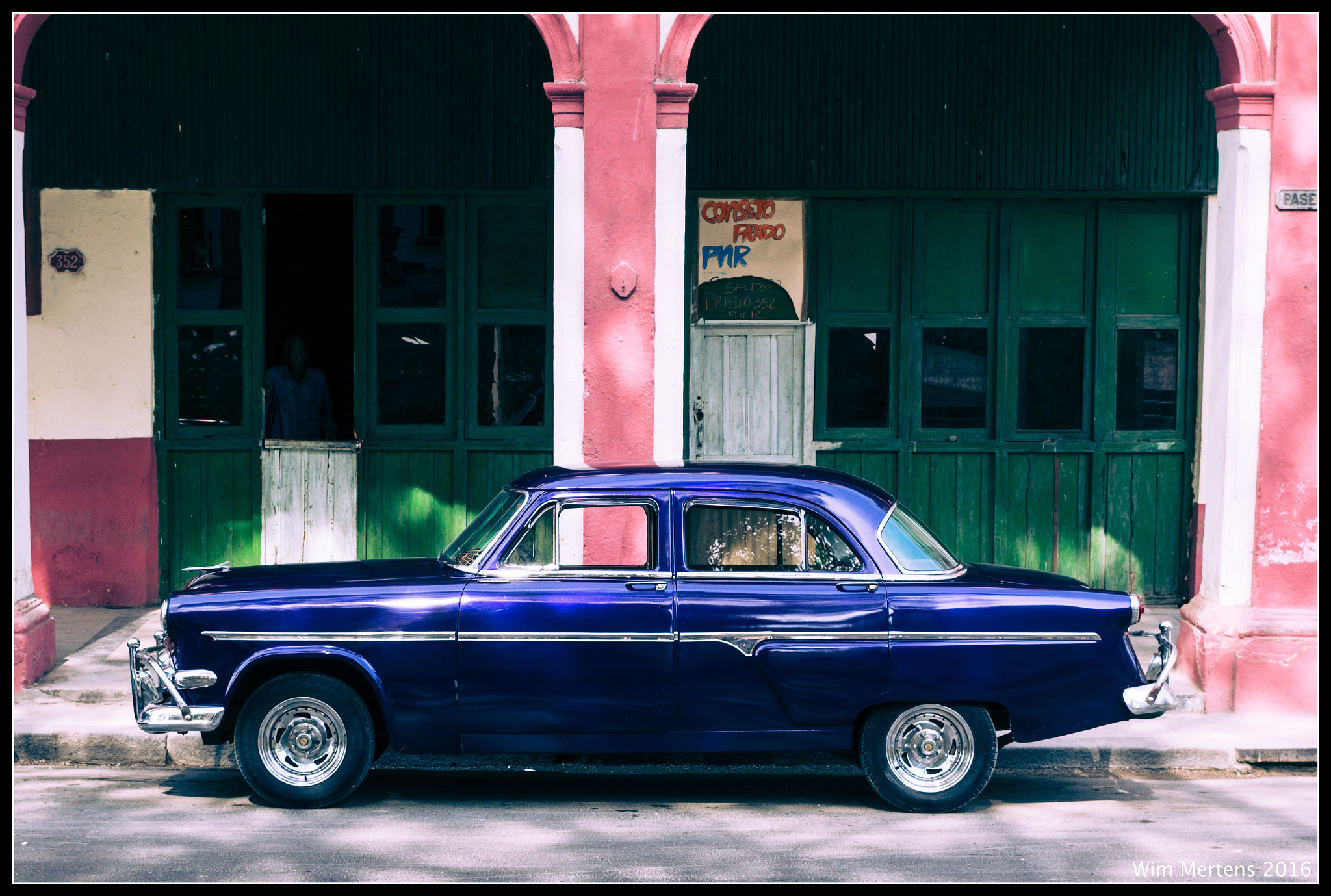 Sony SLT-A77 sample photo. Cuba cars photography