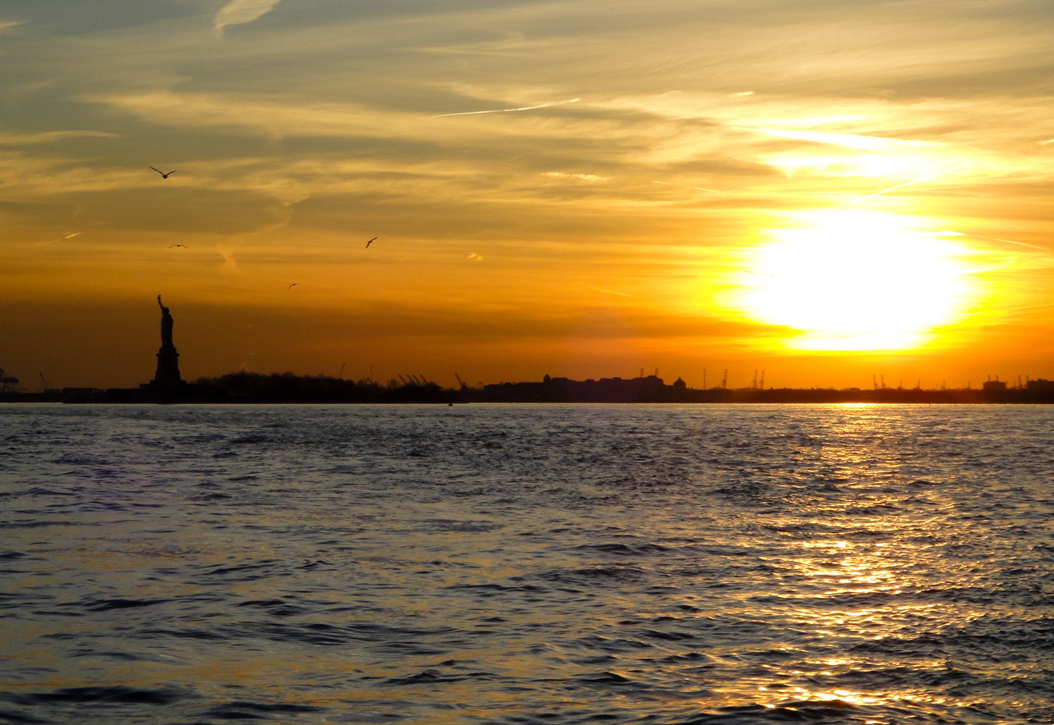 Sony DSC-TX7 sample photo. Statue of liberty sunset photography