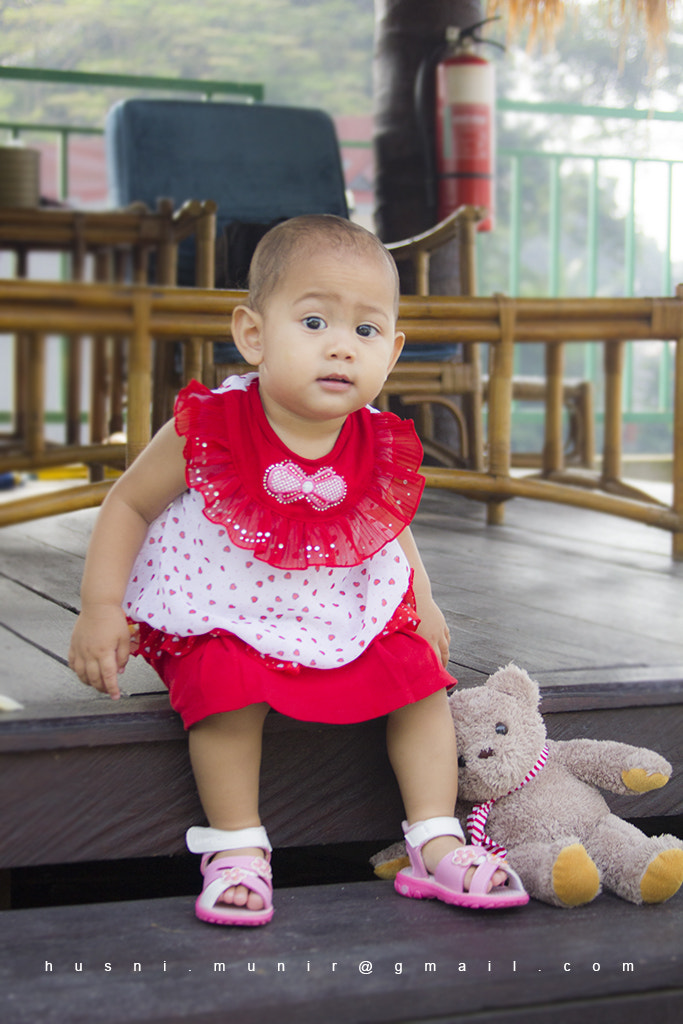 Canon EF 28-135mm F3.5-5.6 IS USM sample photo. Baby and kids photography