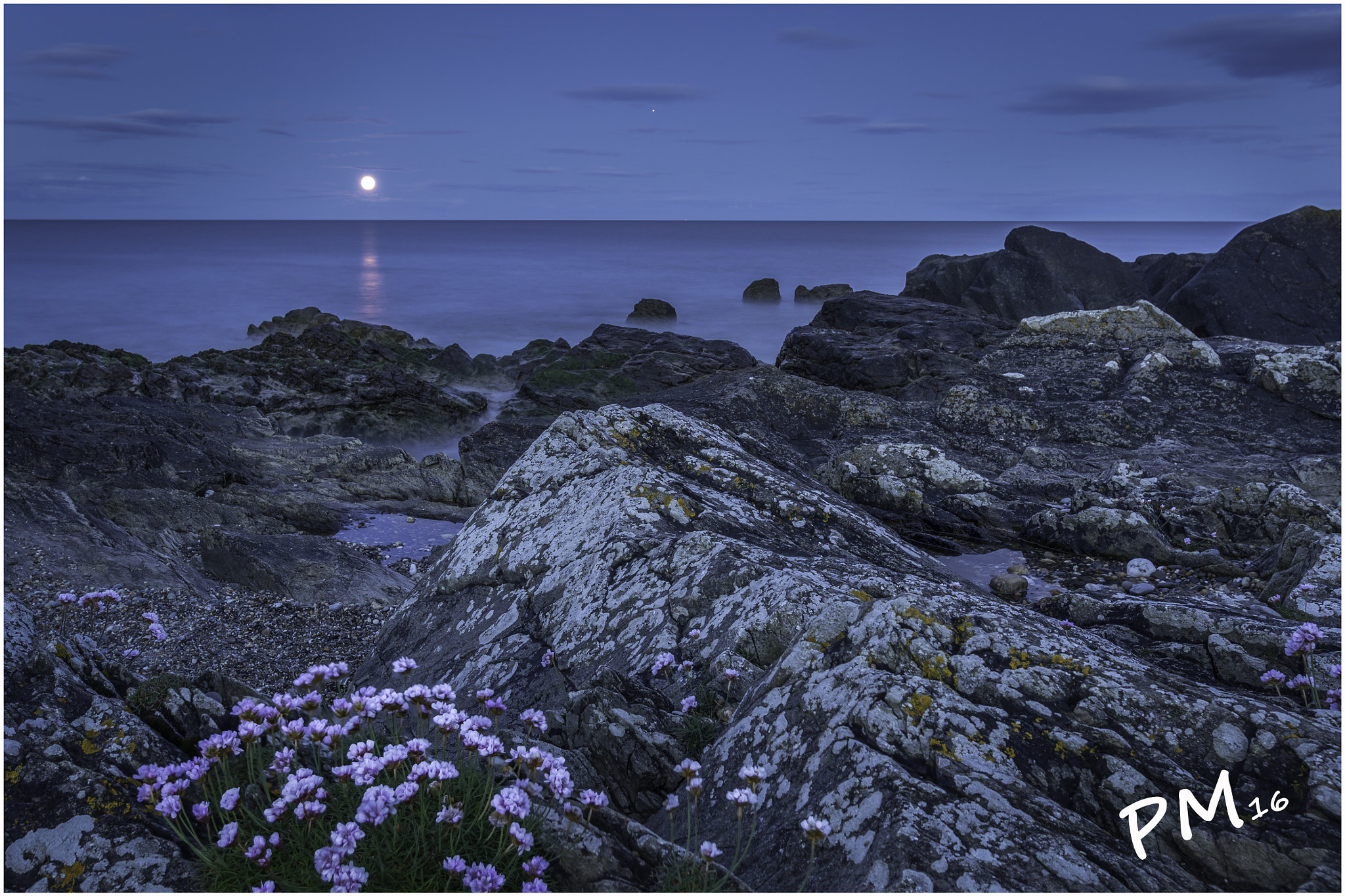 Canon EF 16-35mm F2.8L USM sample photo. Earth,the moon and mars. photography