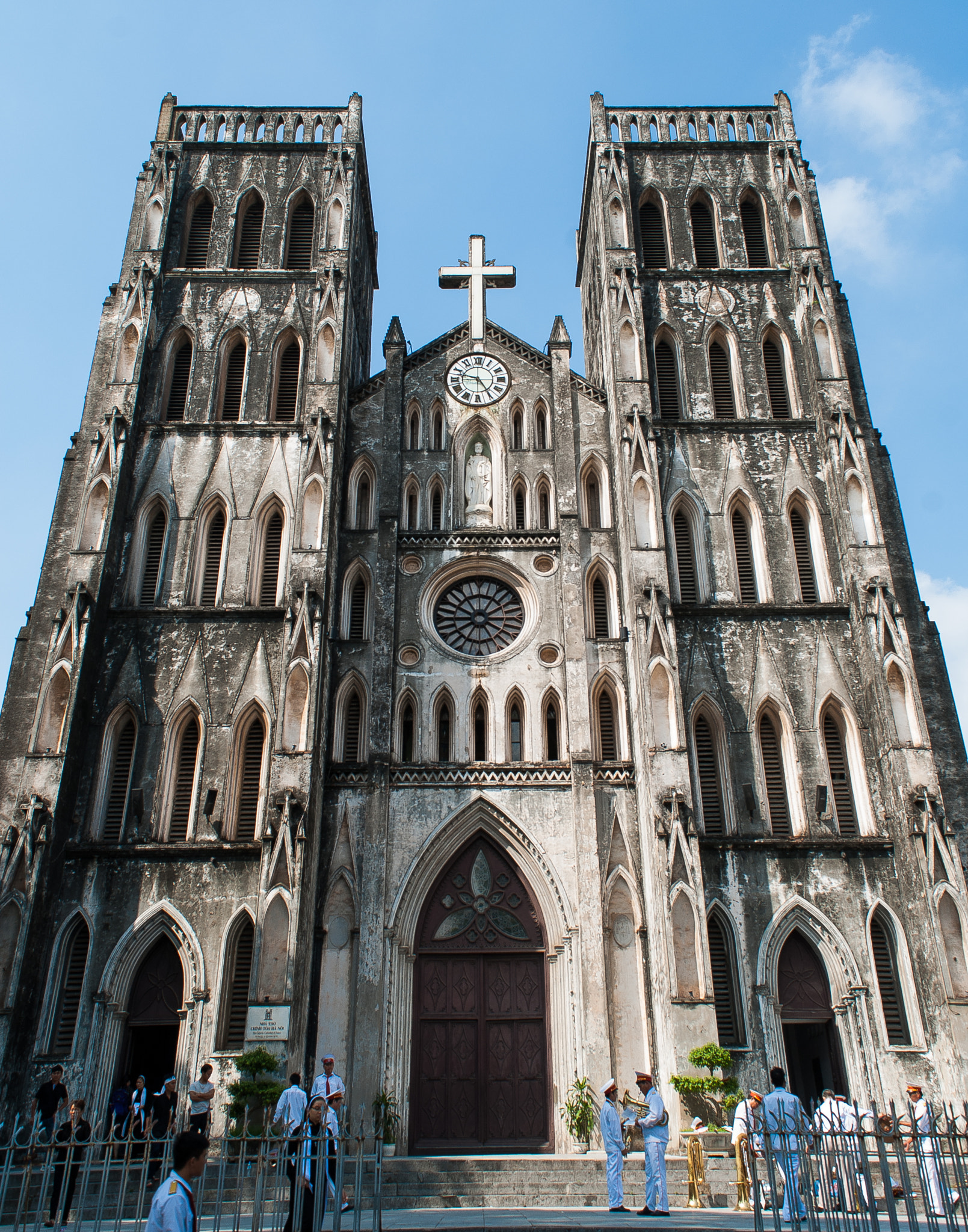 Nikon D200 sample photo. The church photography