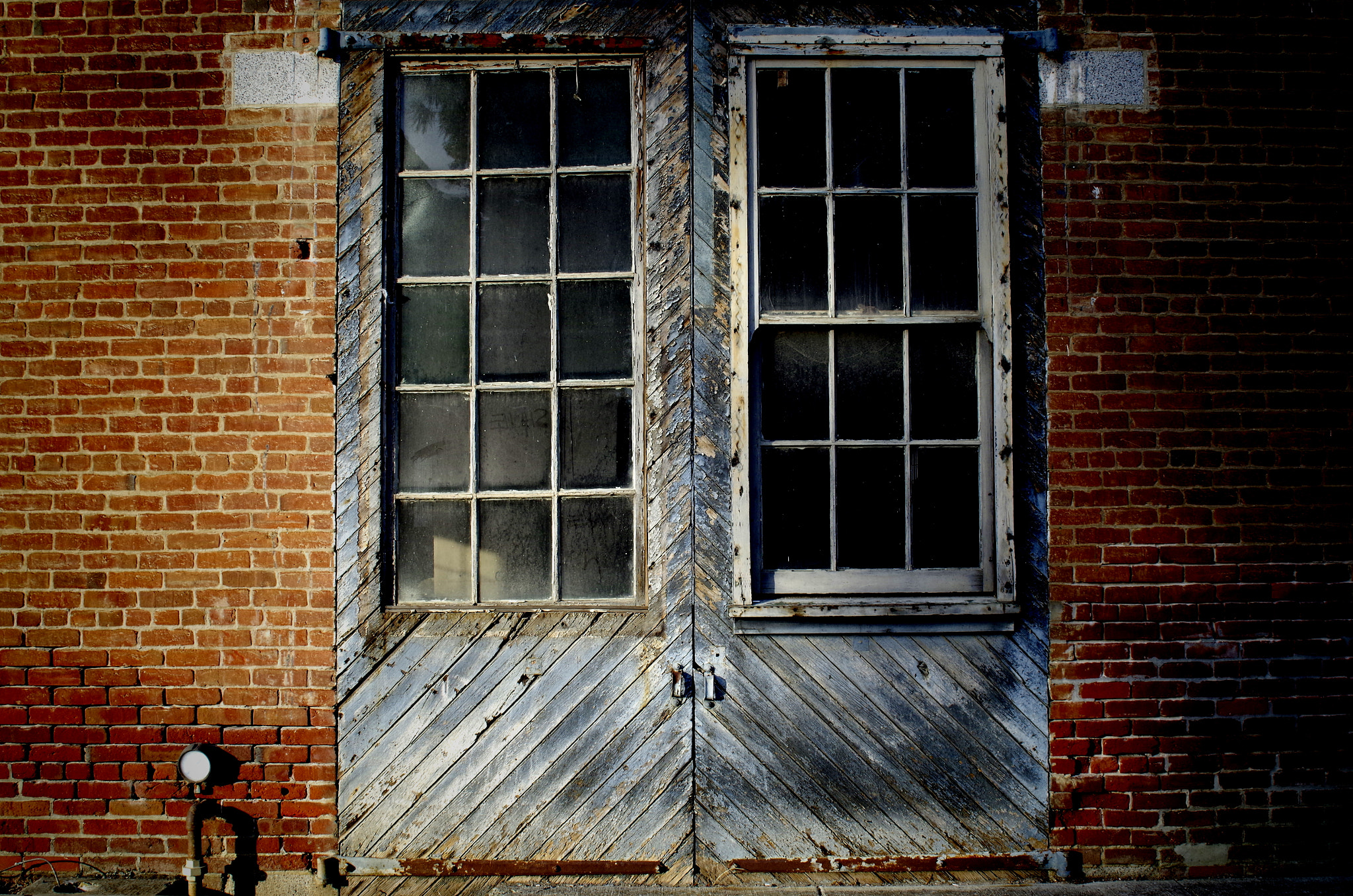 Pentax K-30 + A Series Lens sample photo. A small key opens big doors photography