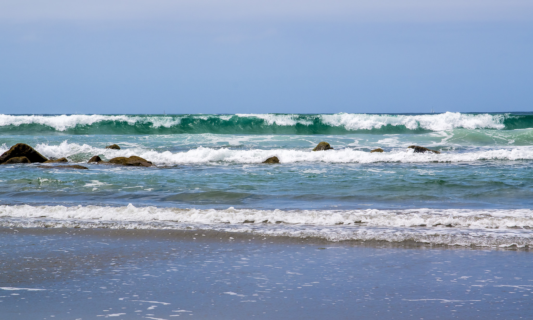 Sigma 17-70mm F2.8-4 DC Macro HSM | C sample photo. Coronado surf ii photography