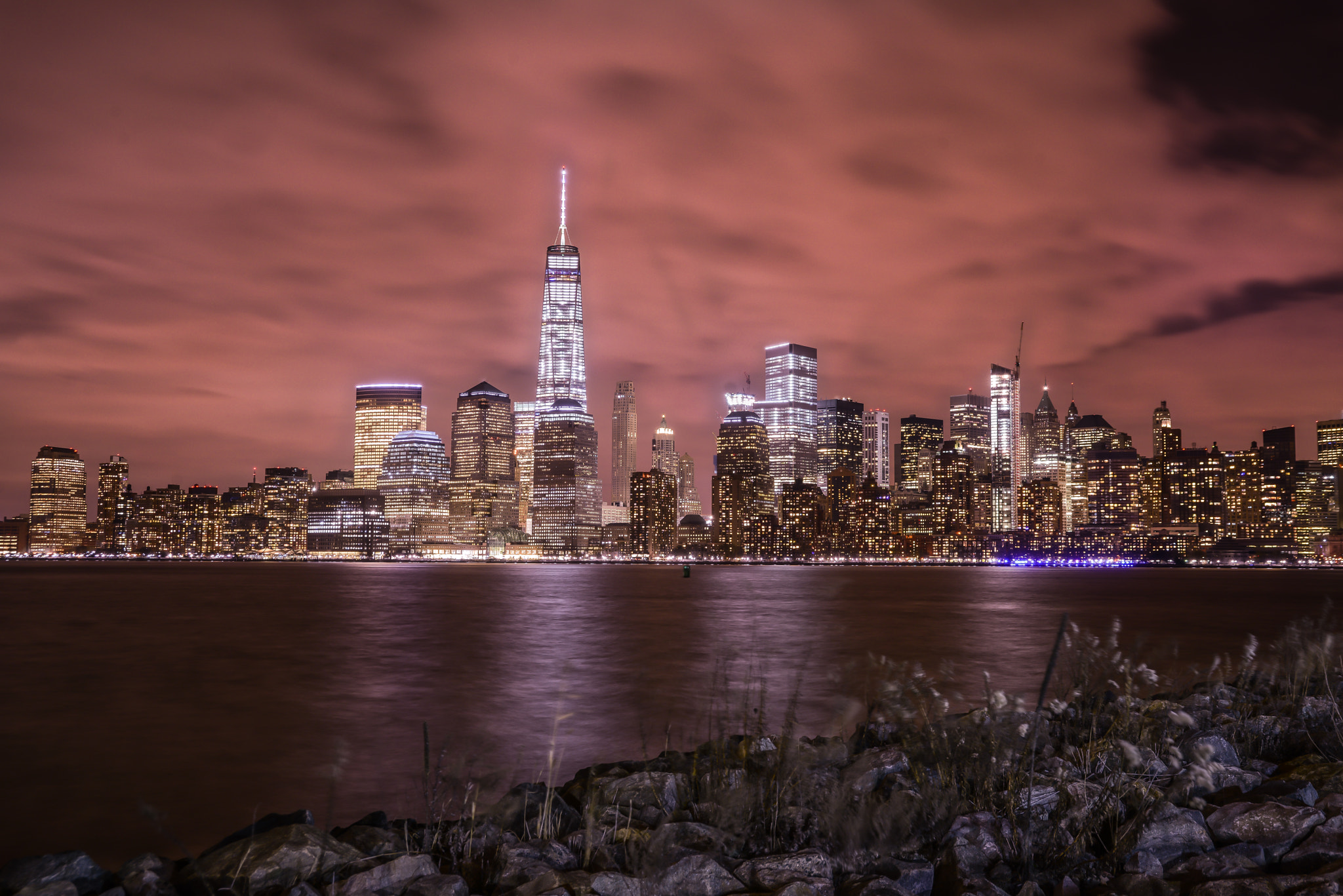 Sigma 24-60mm F2.8 EX DG sample photo. Nyc night life photography