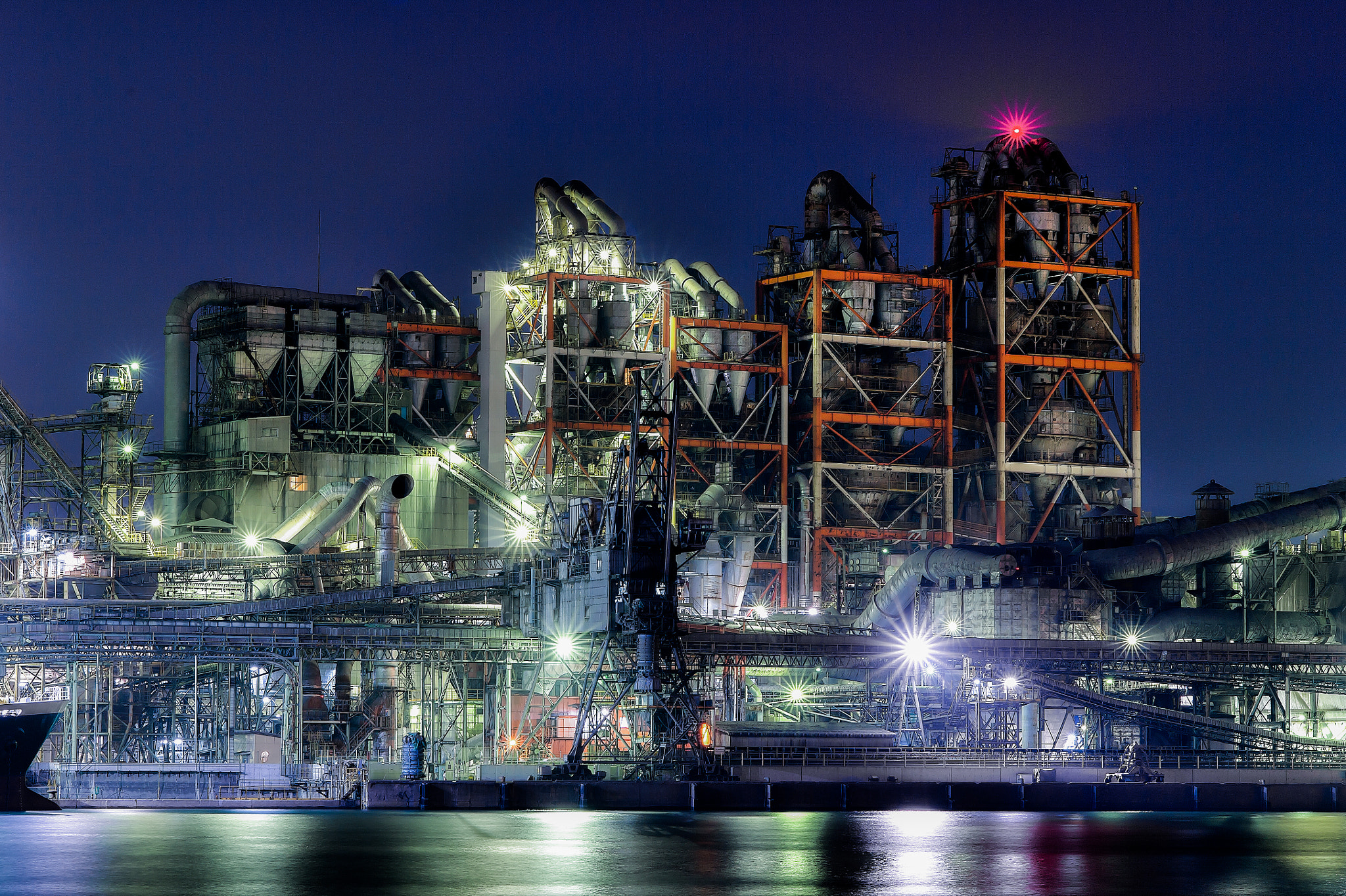 Nikon Df + ZEISS Makro-Planar T* 100mm F2 sample photo. Industrial buildings photography