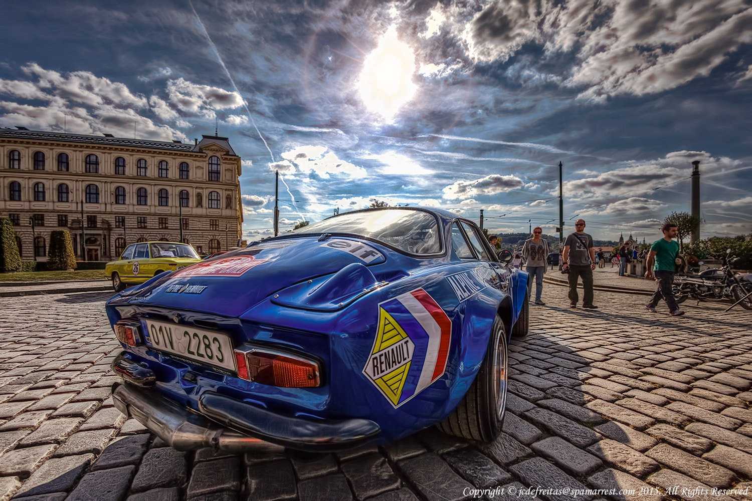 Canon EF 8-15mm F4L Fisheye USM sample photo. Renault alpine photography