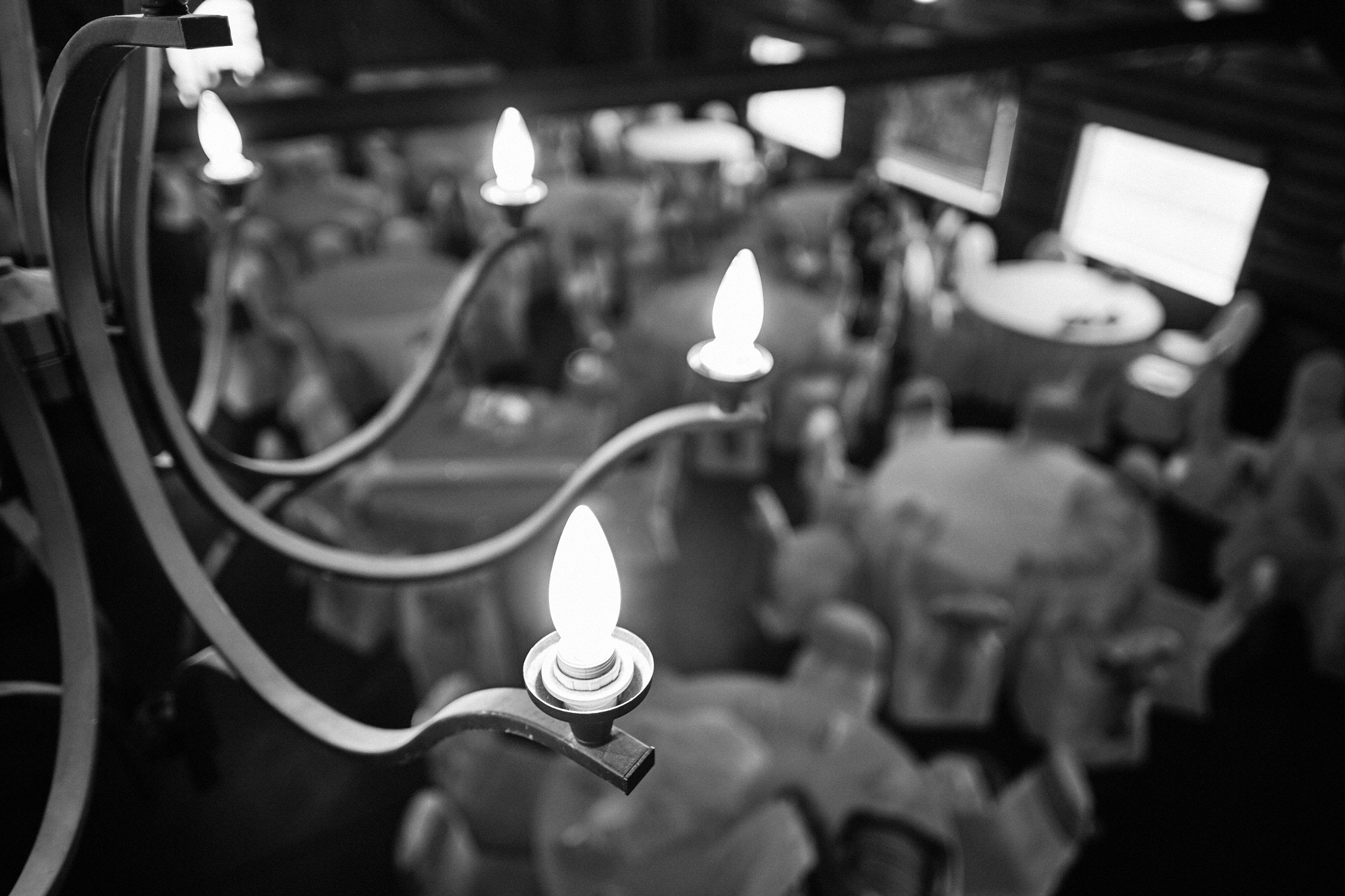 Fujifilm X-E2 + Fujifilm XF 16mm F1.4 R WR sample photo. Chandelier photography