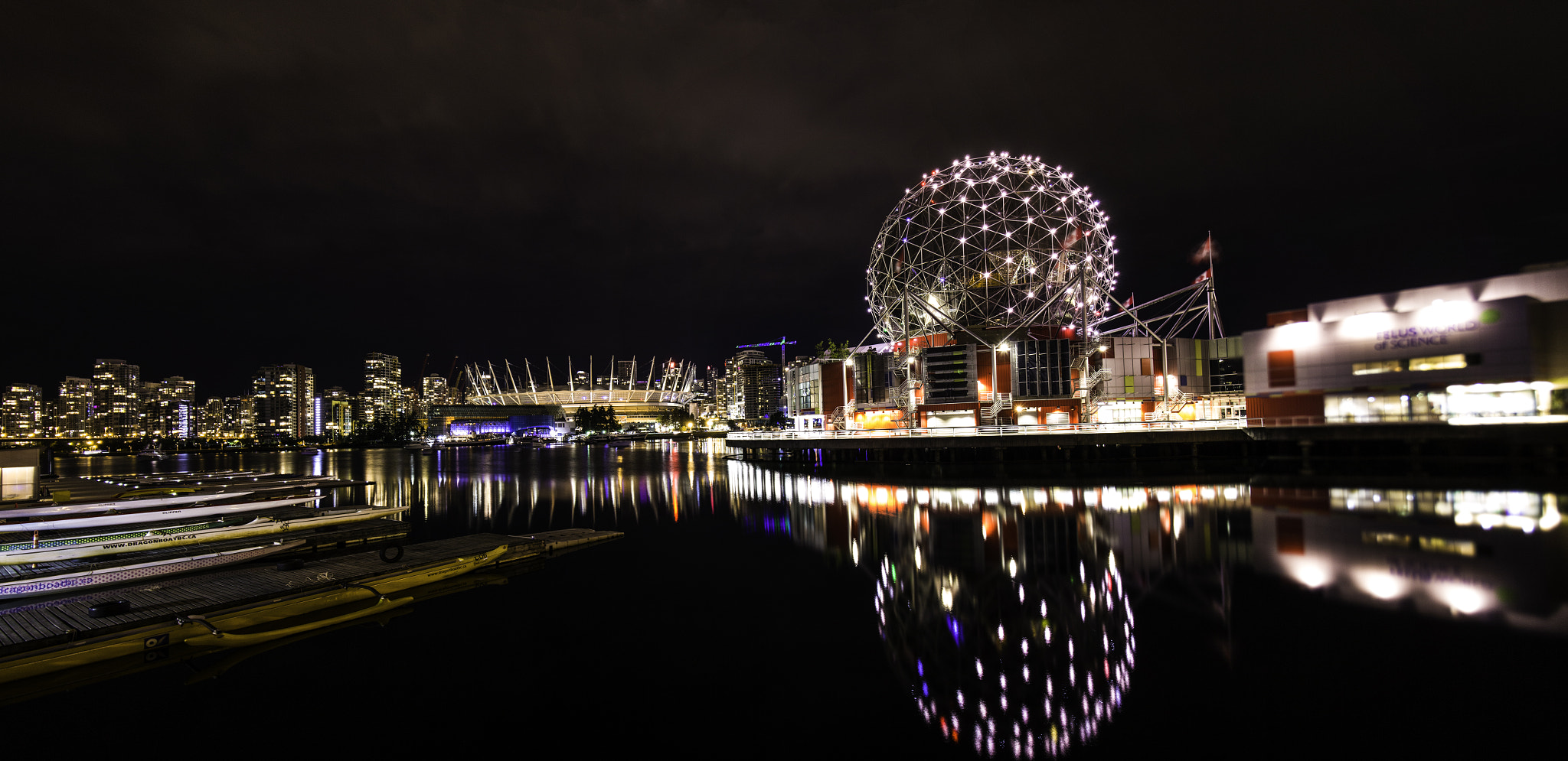 Canon EOS 1200D (EOS Rebel T5 / EOS Kiss X70 / EOS Hi) + Canon EF-S 10-18mm F4.5–5.6 IS STM sample photo. Vancity night panorama photography