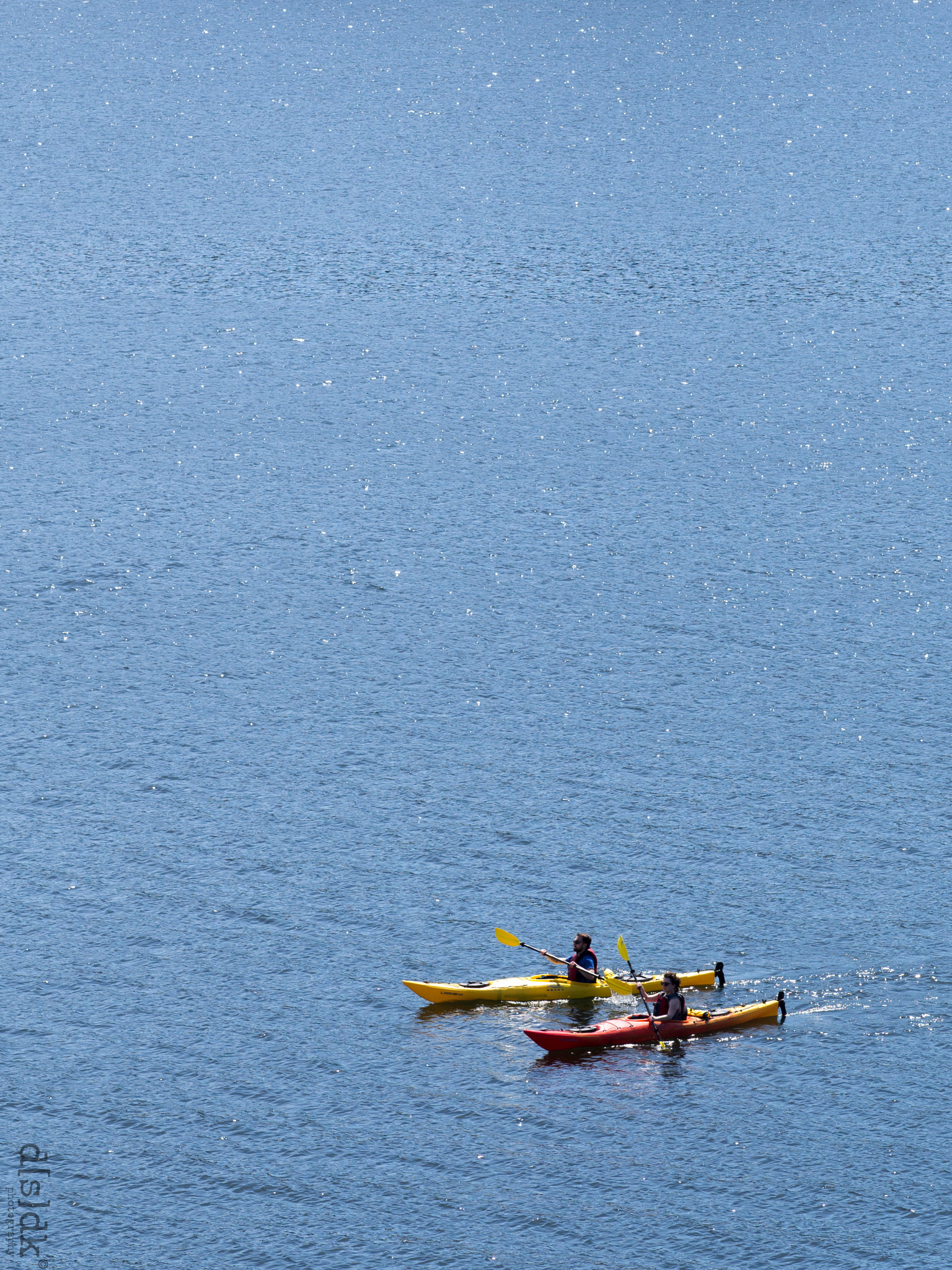 Olympus OM-D E-M5 + Olympus M.Zuiko Digital ED 75mm F1.8 sample photo. Kayaks photography