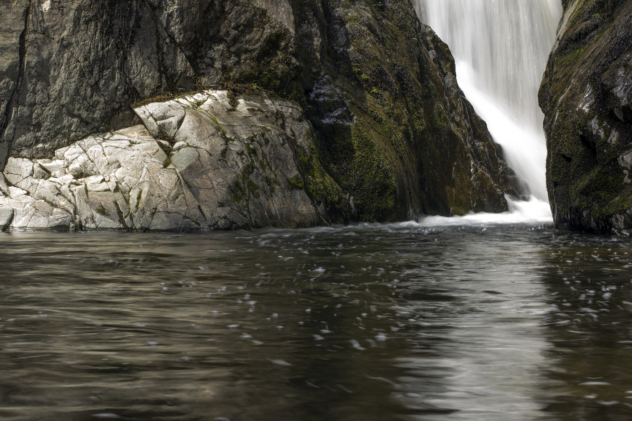 Canon EOS 550D (EOS Rebel T2i / EOS Kiss X4) + Canon EF 50mm F1.4 USM sample photo. Aira force - lake district - uk photography