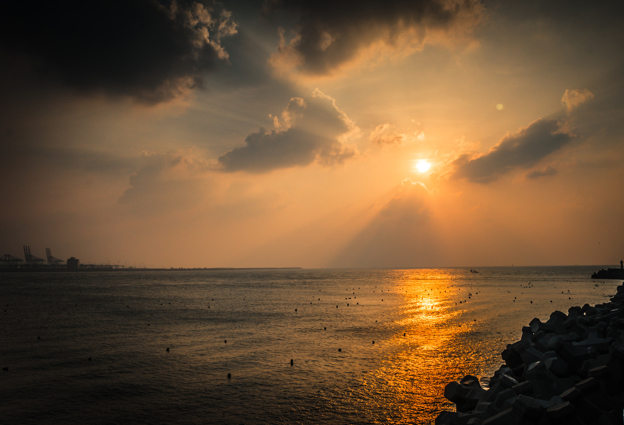 Sony Alpha NEX-6 + Sony E 18-200mm F3.5-6.3 OSS sample photo. 淡水日落 photography