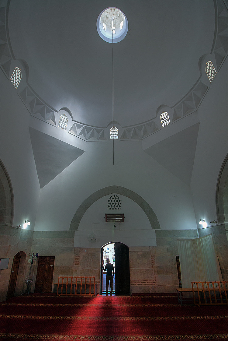 Canon EF-S 10-18mm F4.5–5.6 IS STM sample photo. çıkış photography