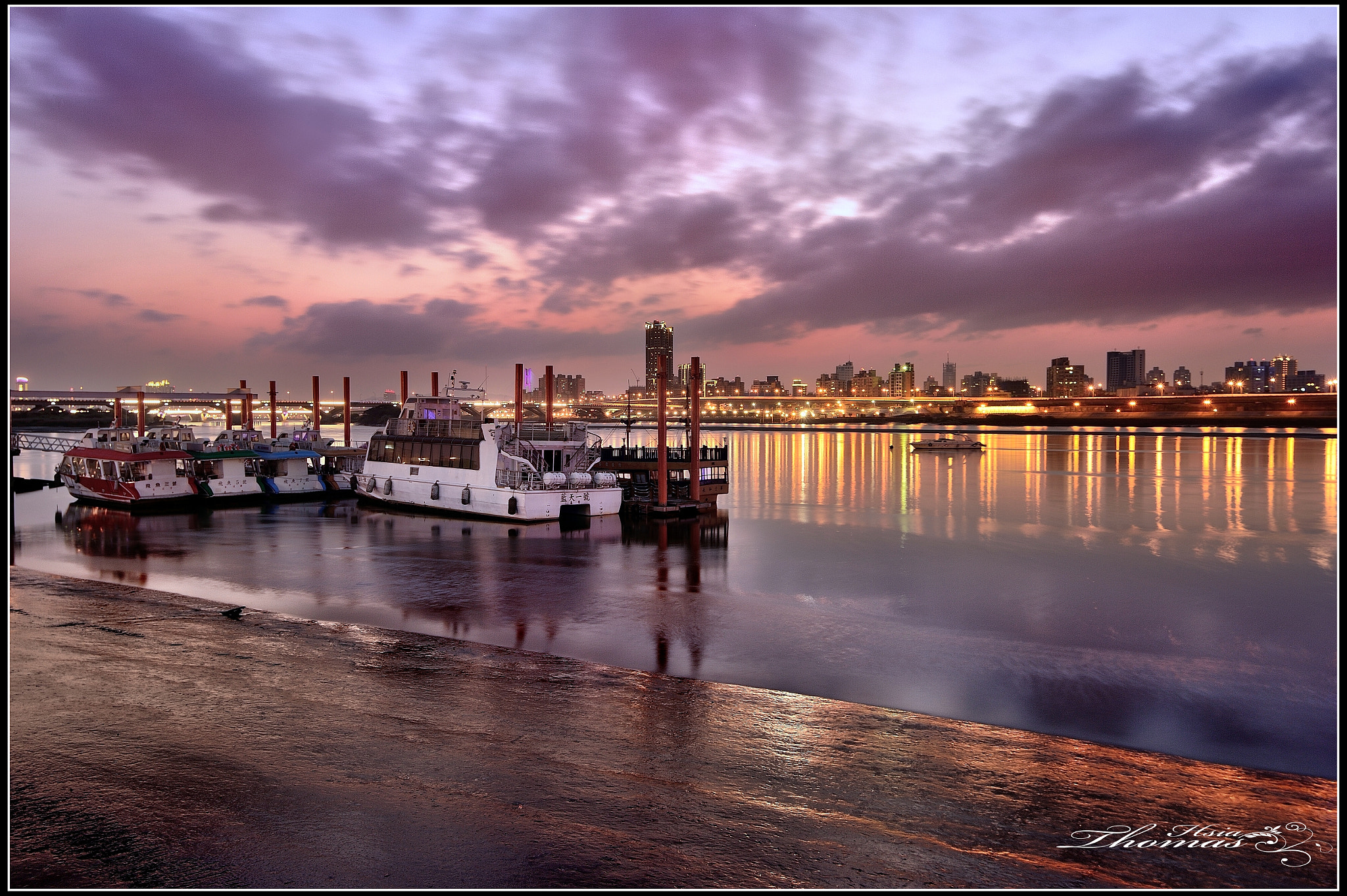 Nikon Df sample photo. Dadaocheng sunset photography