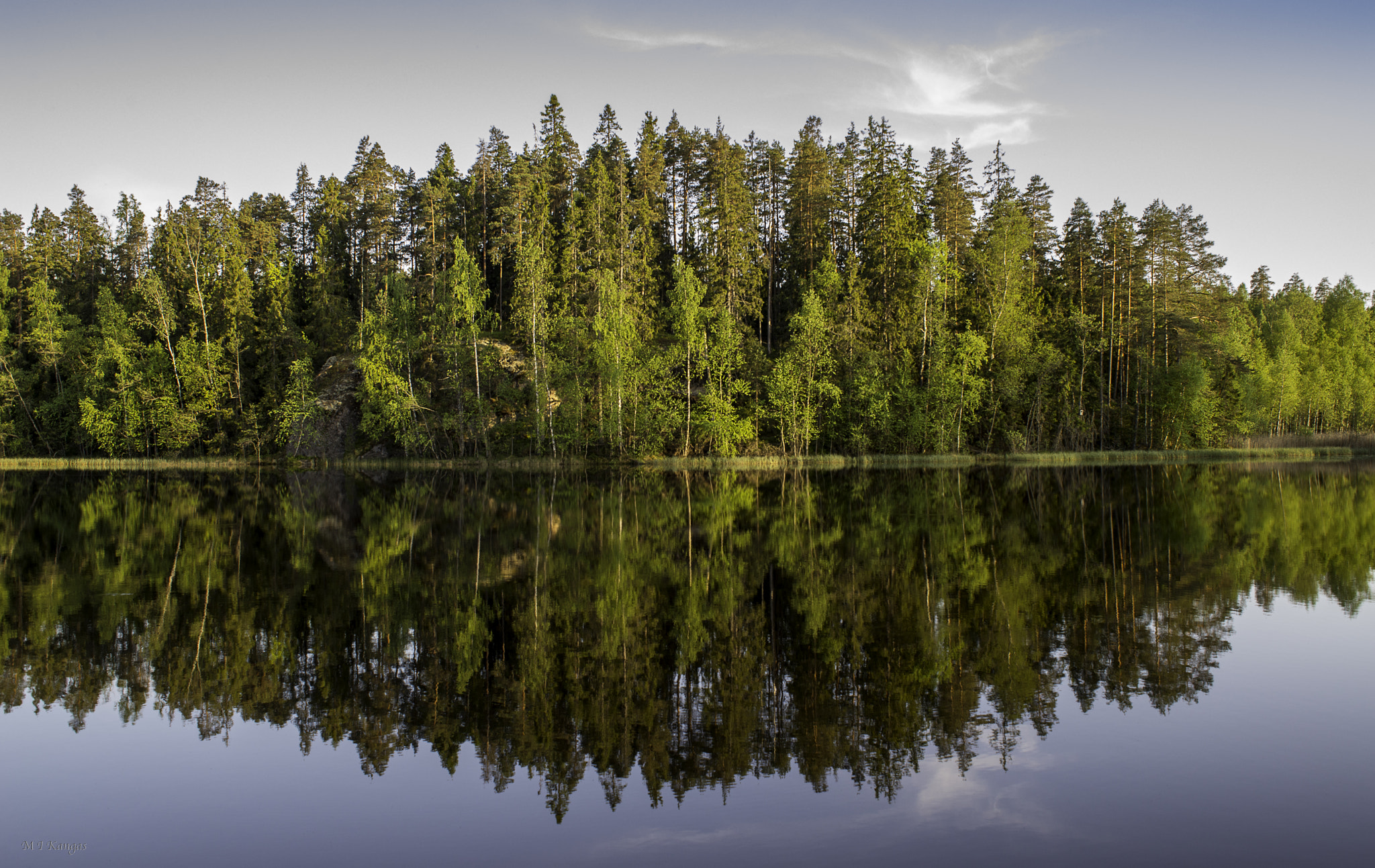 AF Zoom-Nikkor 28-85mm f/3.5-4.5 sample photo. Reflection photography