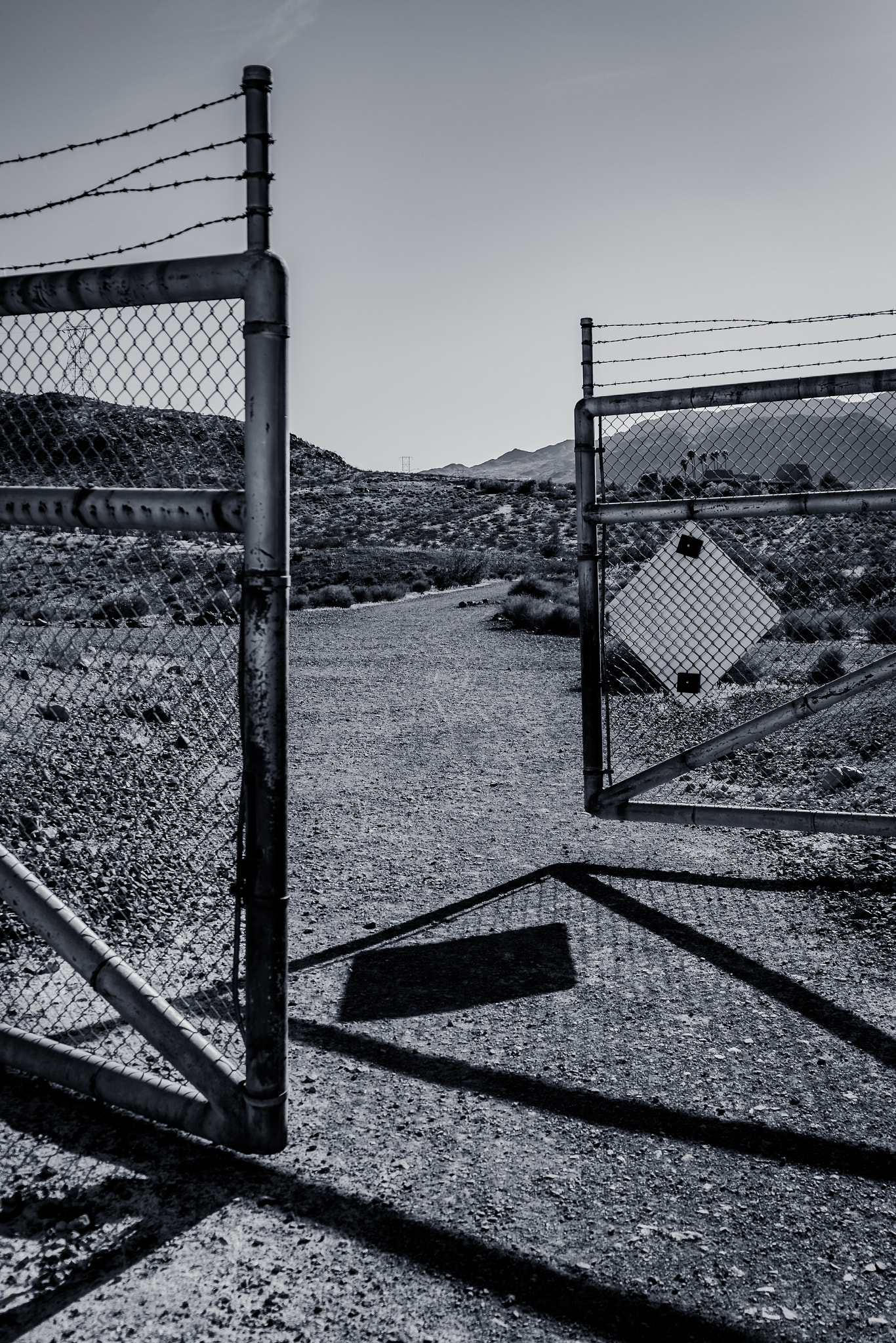 Canon EF 400mm f/2.8L sample photo. One way out photography