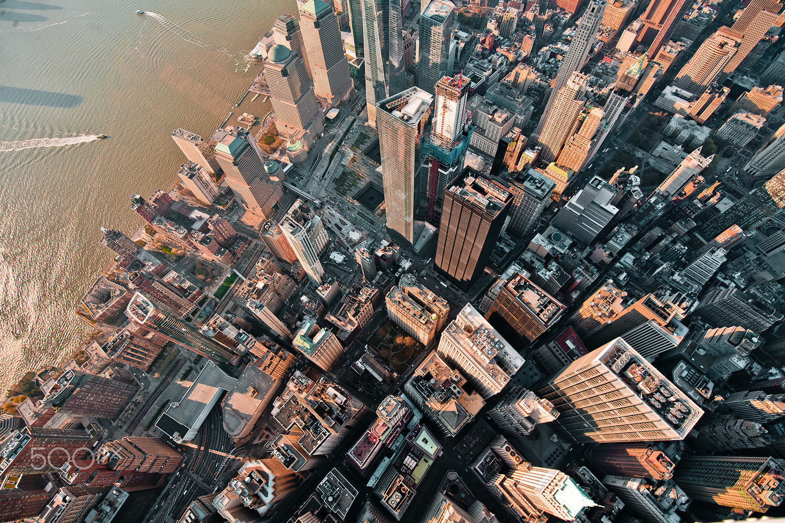 Canon EOS 5D + Canon EF 16-35mm F4L IS USM sample photo. Feels - lower manhattan 1 photography