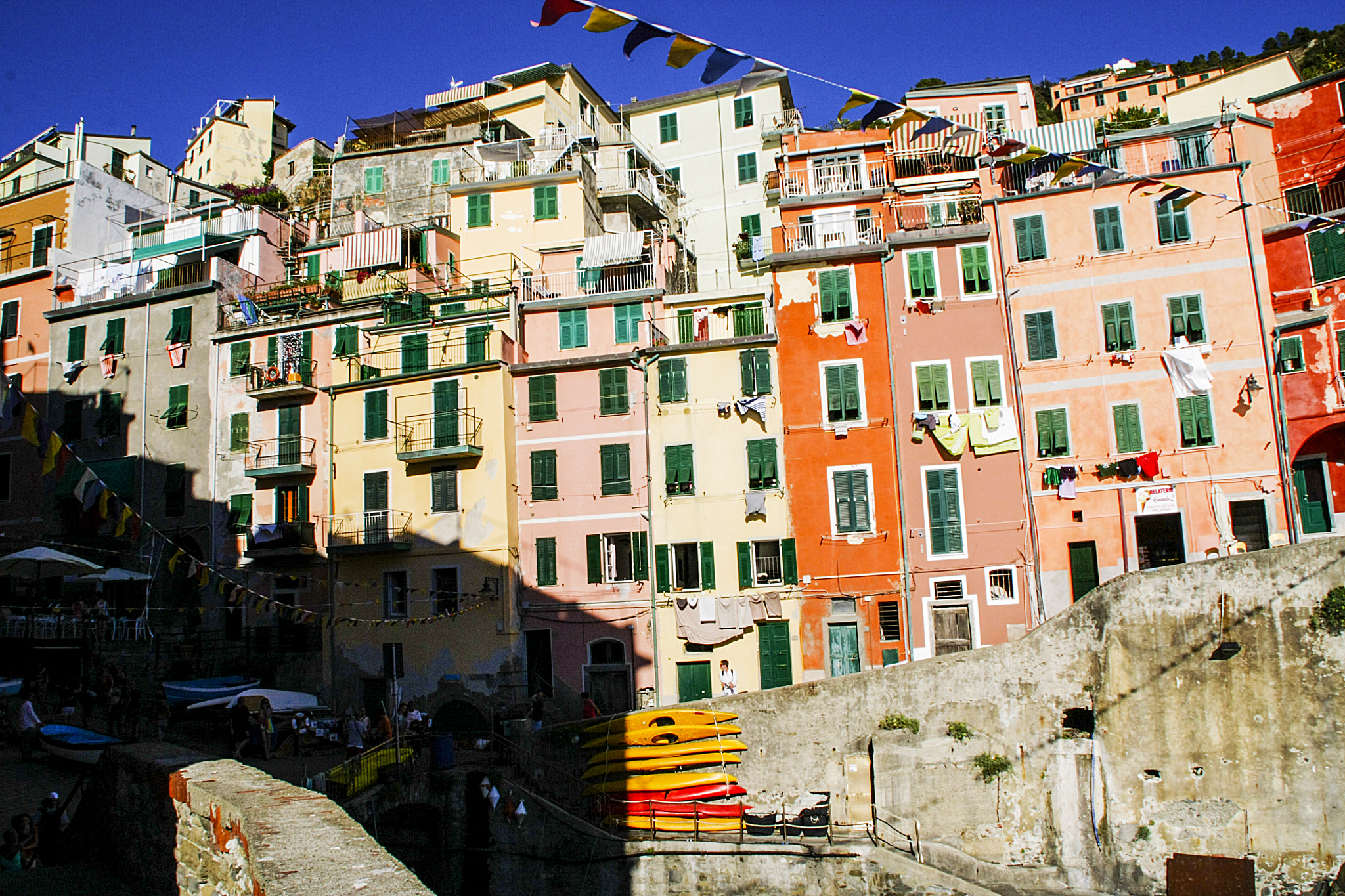 Canon EOS 450D (EOS Rebel XSi / EOS Kiss X2) sample photo. Riomaggiore photography