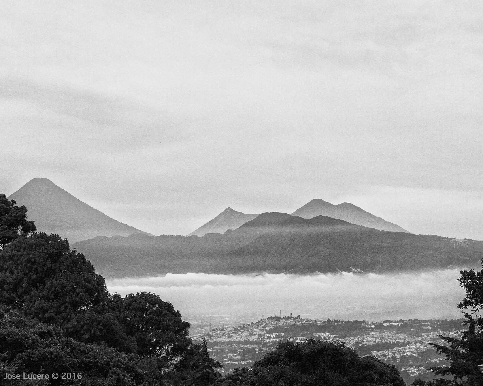Olympus PEN E-PM1 sample photo. The view from home photography