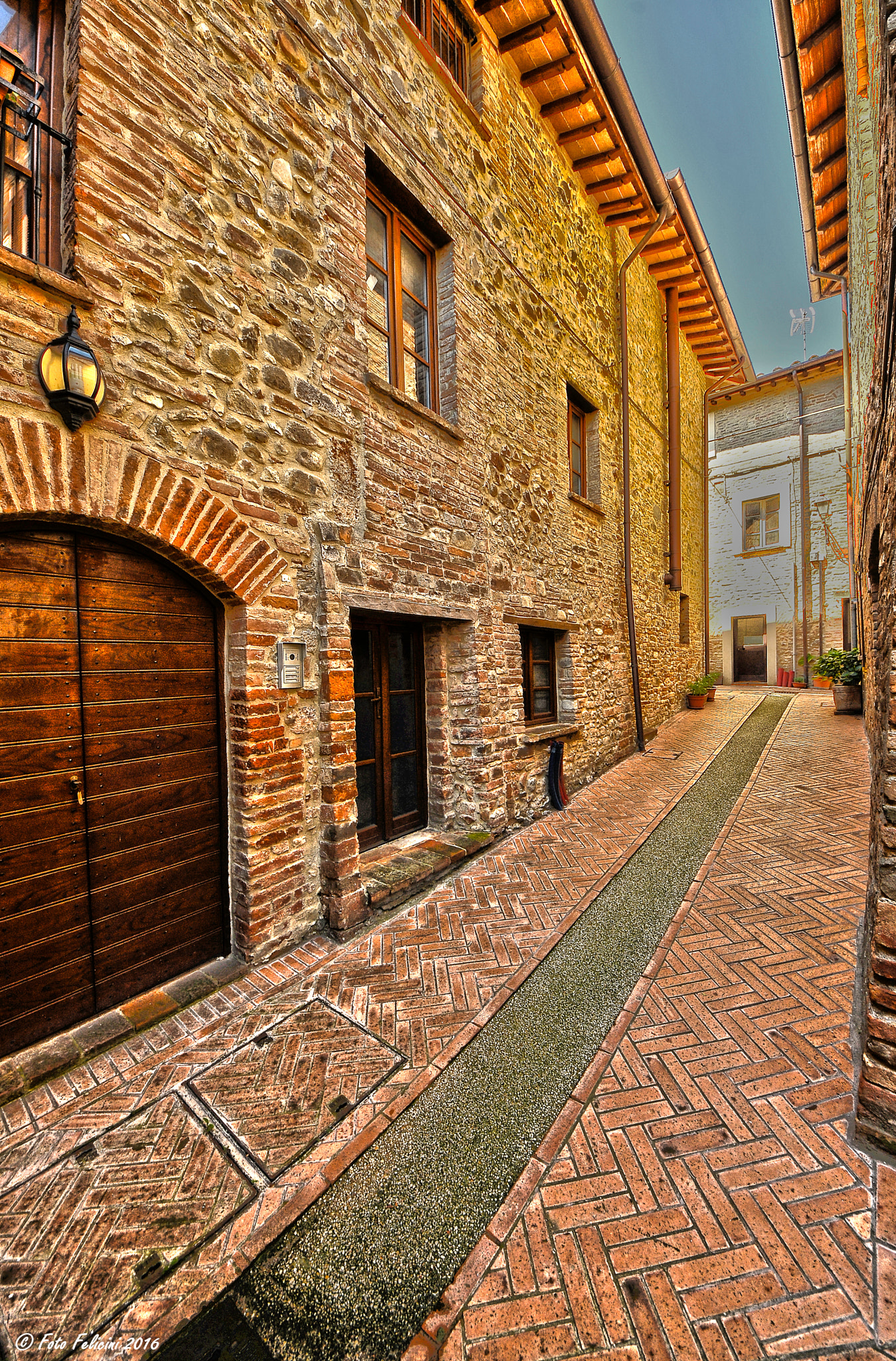 Sigma 8-16mm F4.5-5.6 DC HSM sample photo. Piedicolle photography