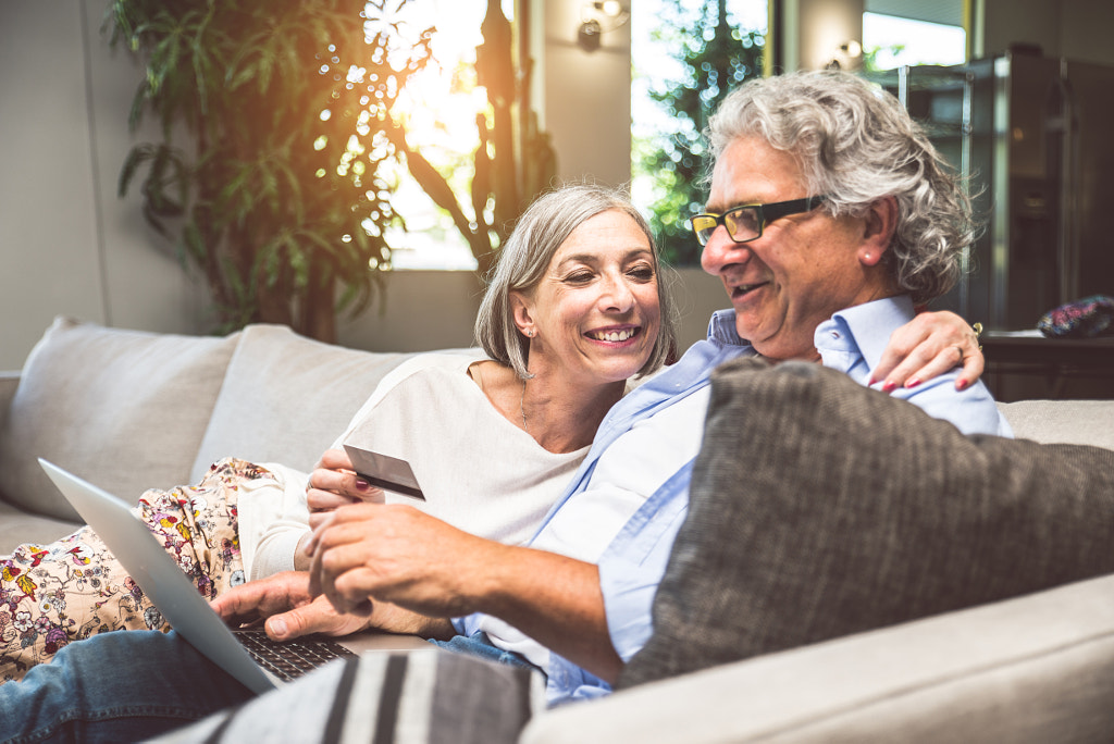 Senior couple shopping online by fabio formaggio on 500px.com