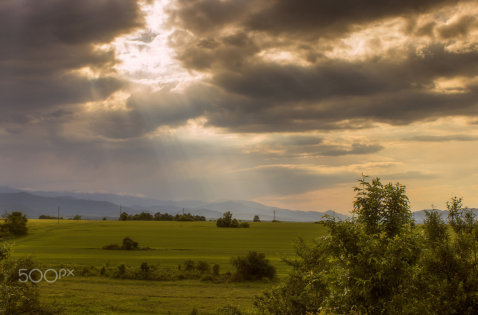 Canon EF 28mm F2.8 sample photo. Eye of the sky. photography