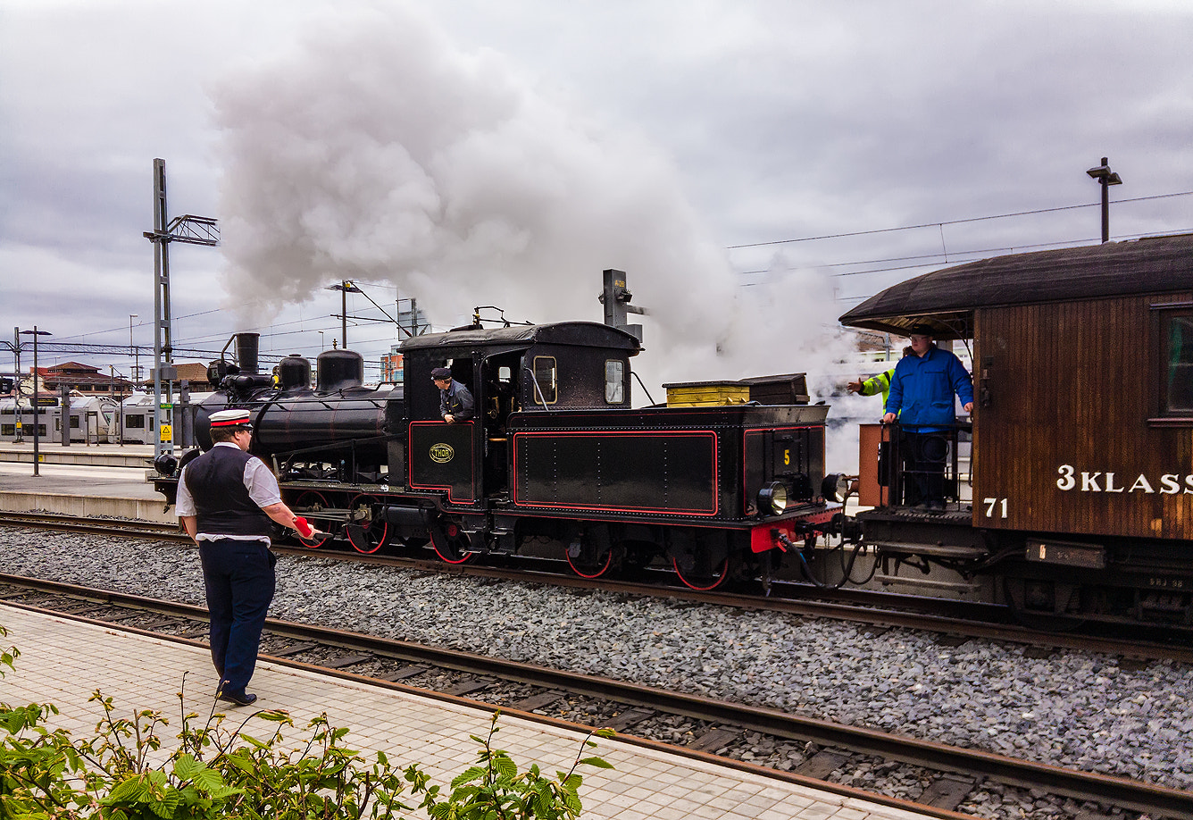 OnePlus One A0001 sample photo. Steaming forward photography