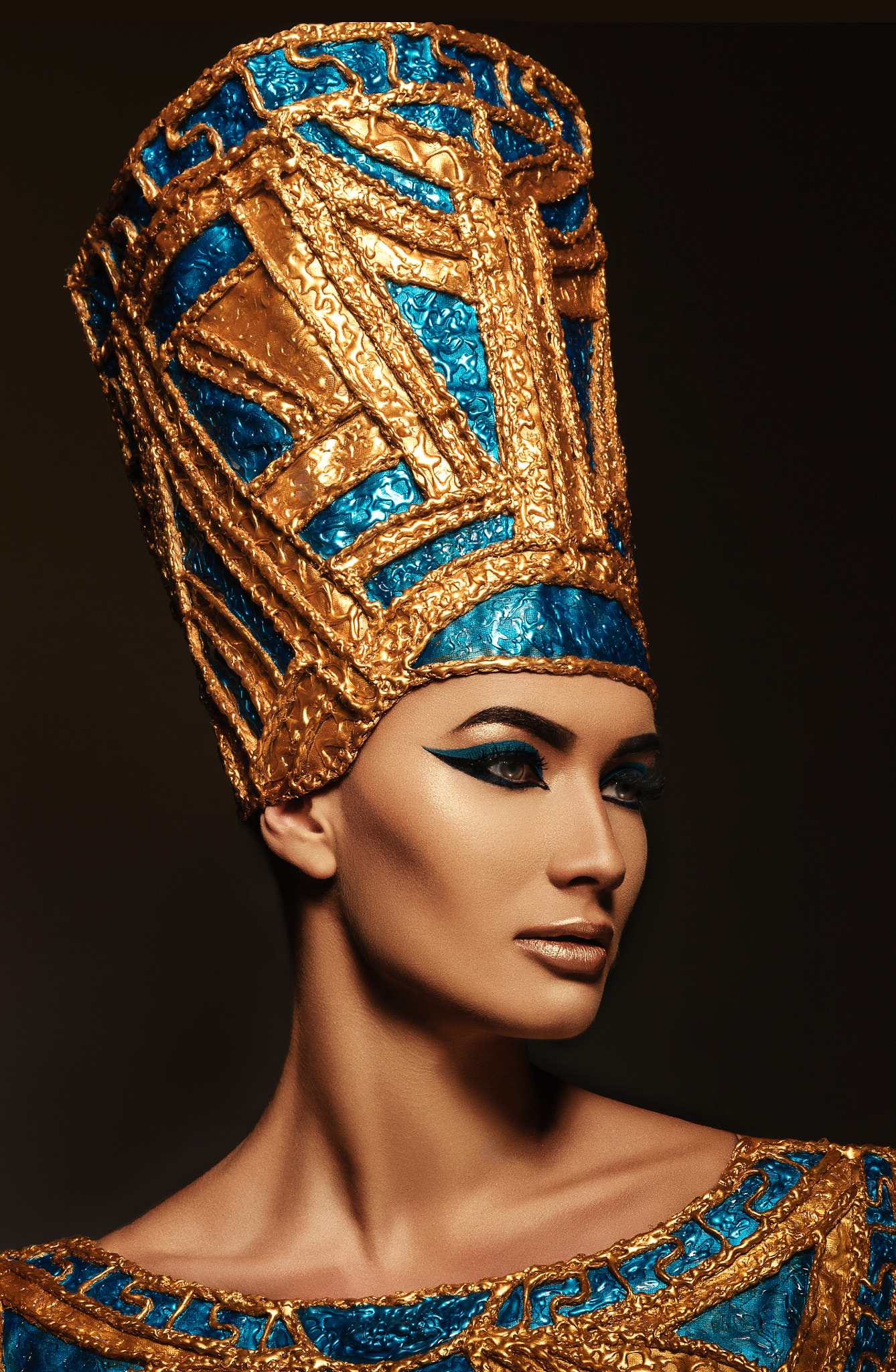 AF Zoom-Nikkor 28-105mm f/3.5-4.5D IF sample photo. Nefertiti photography