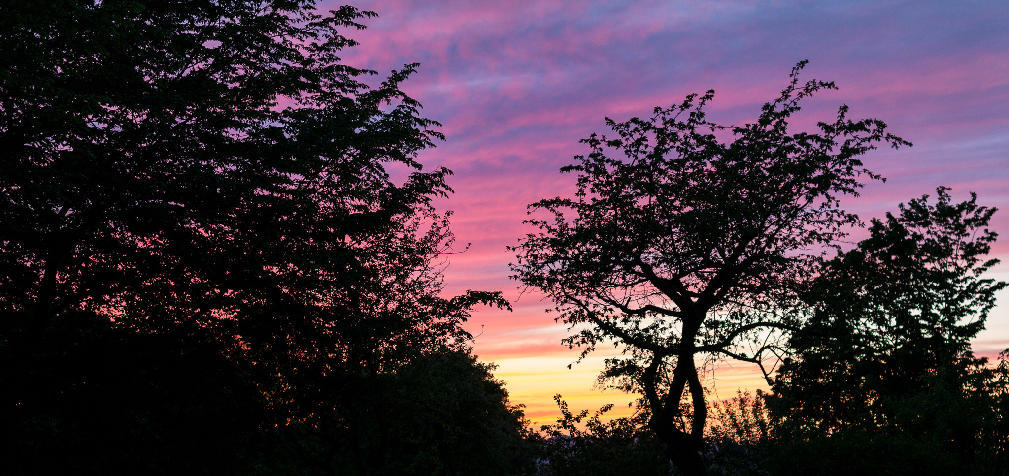 Samsung NX300M + Samsung NX 30mm F2 Pancake sample photo. Die sonne geht unter photography