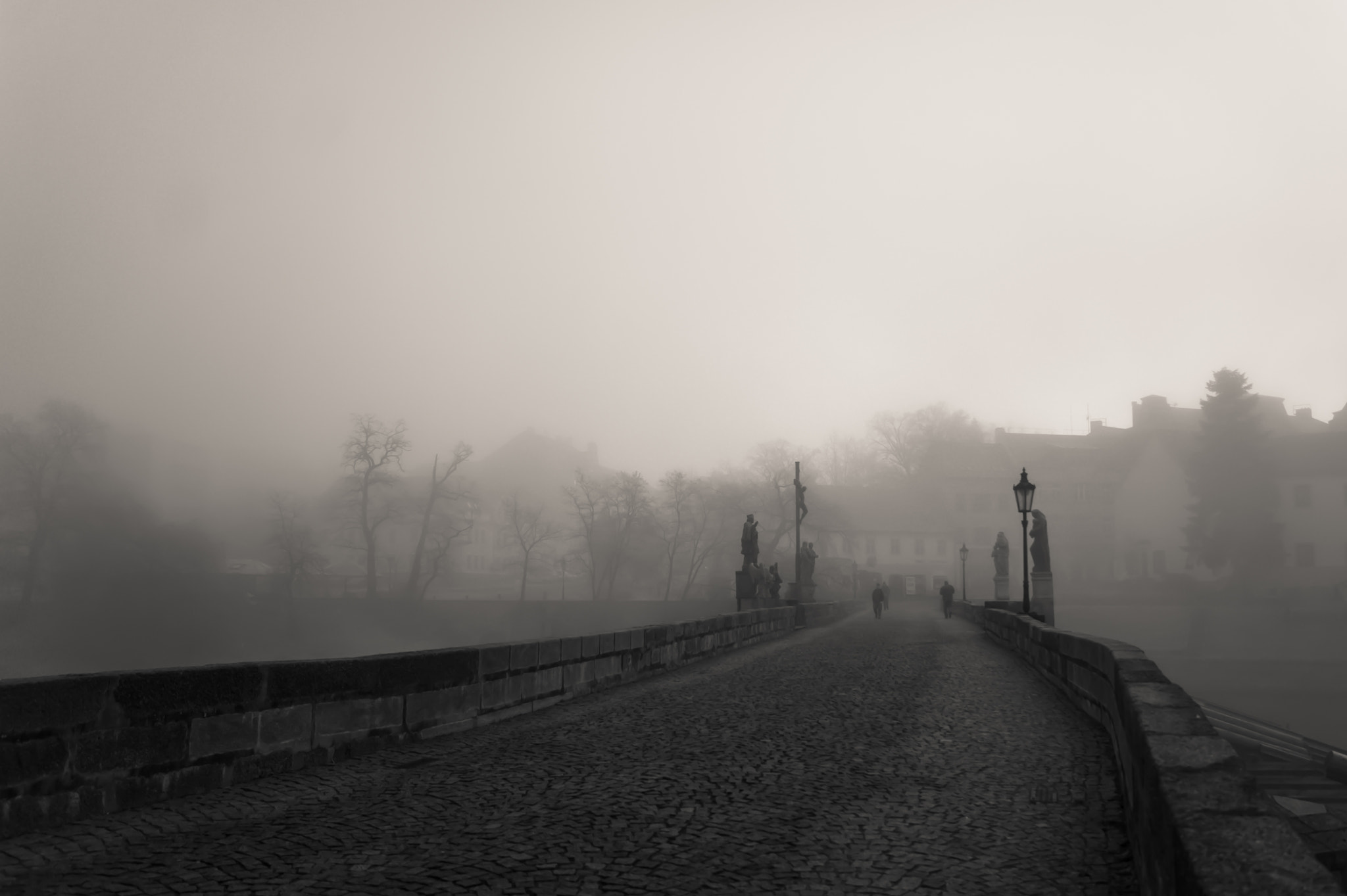 Sony Alpha DSLR-A350 + Sony DT 18-55mm F3.5-5.6 SAM sample photo. Bridge in the mist photography