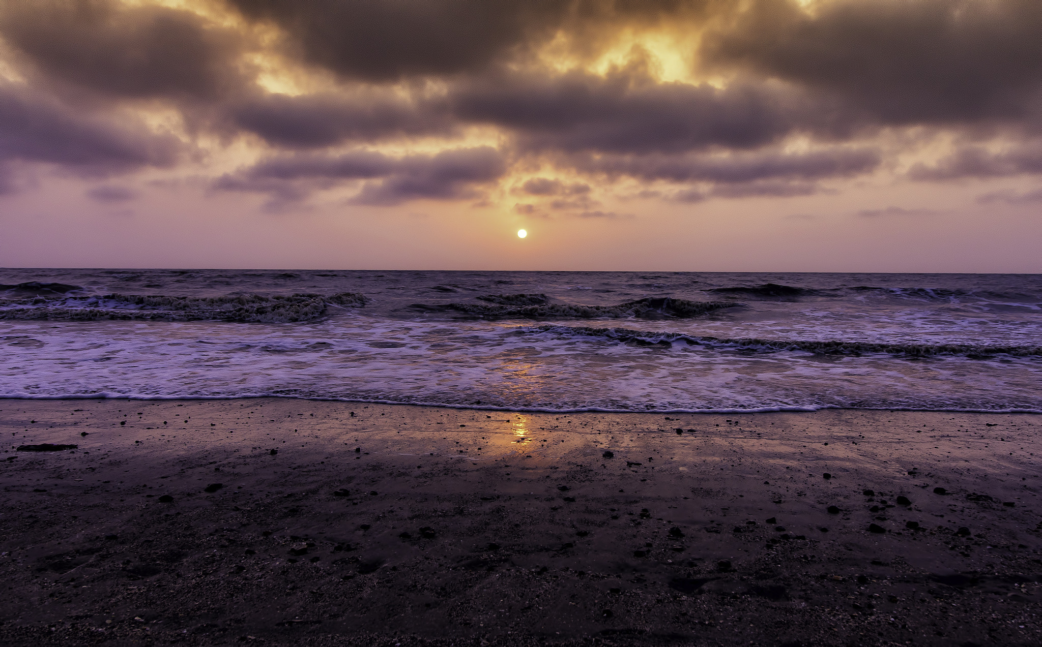 Canon EF-S 10-18mm F4.5–5.6 IS STM sample photo. Before the darkness photography