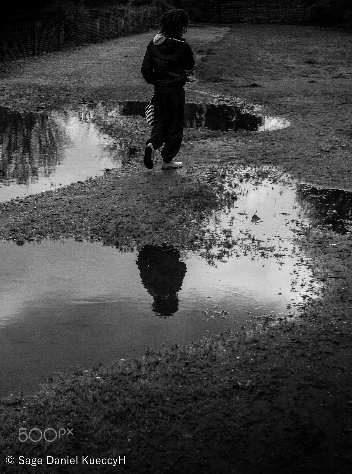 Leica Digilux 3 sample photo. Reflets photography
